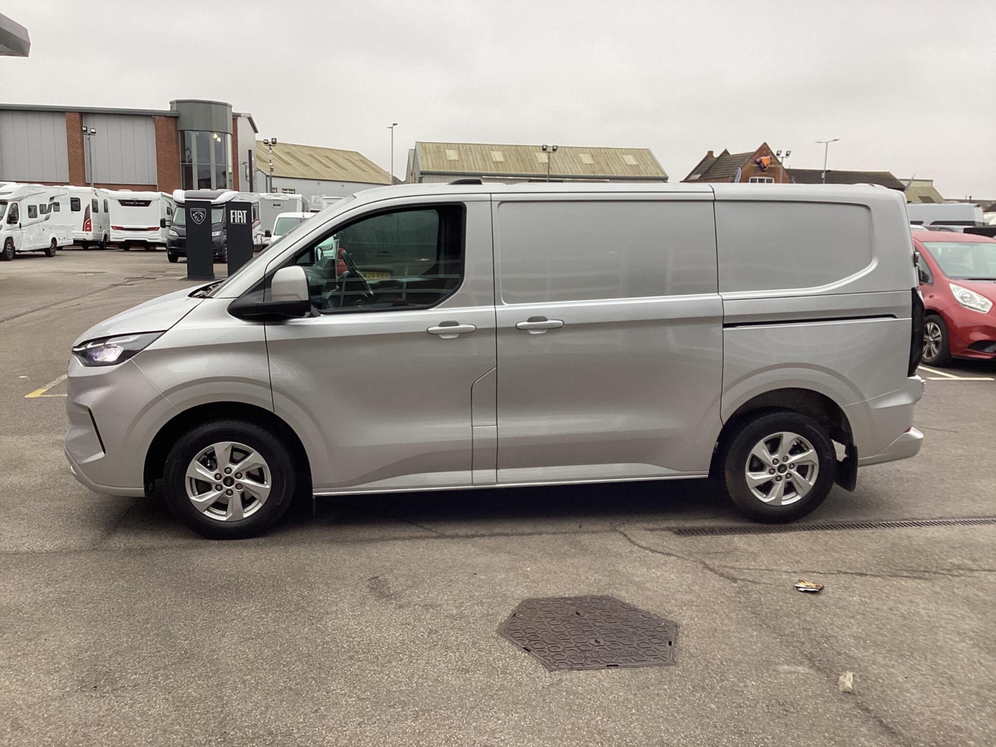 Ford Transit Custom - Image 4