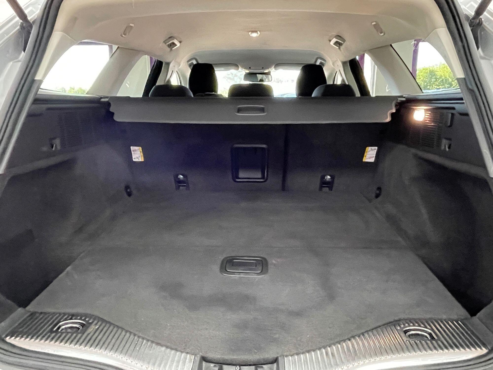 Ford Mondeo - Image 18