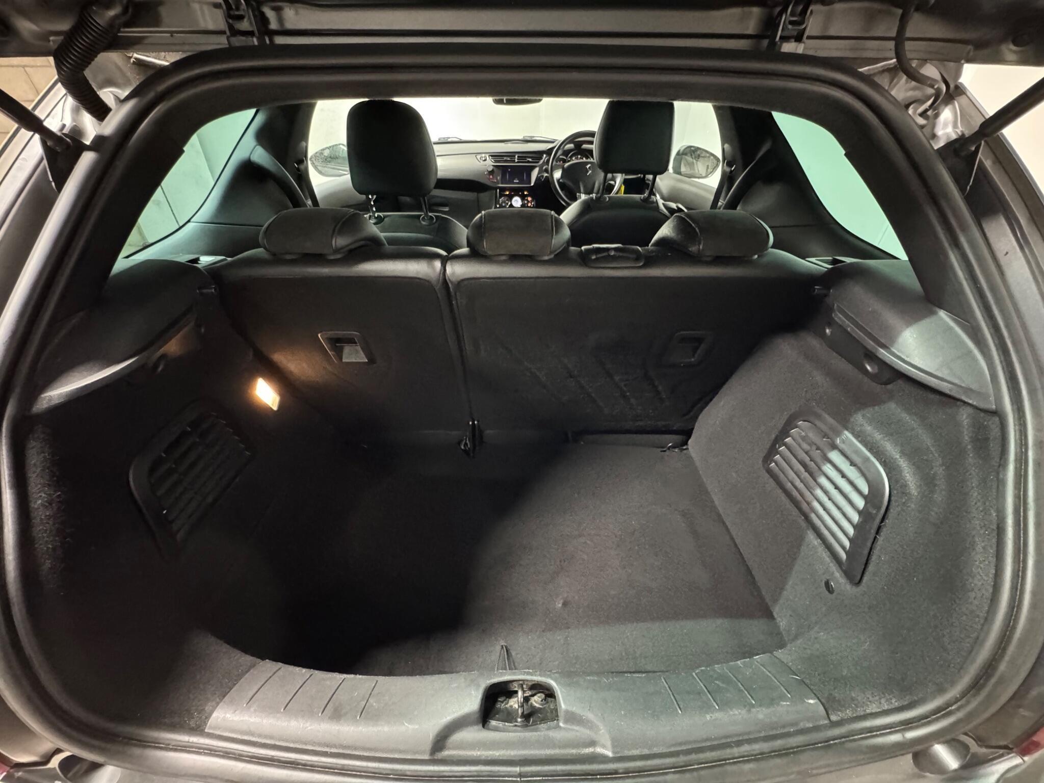 DS AUTOMOBILES DS 3 - Image 20