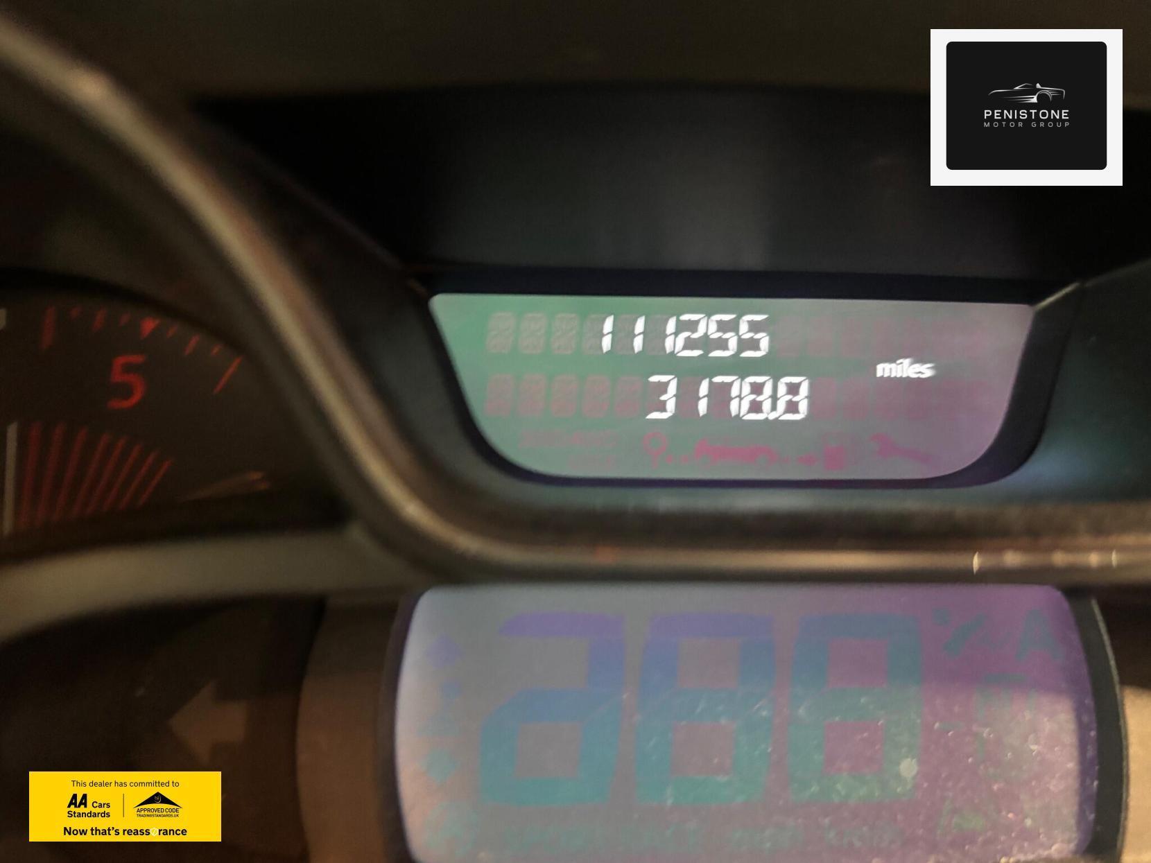 Renault Captur - Image 18