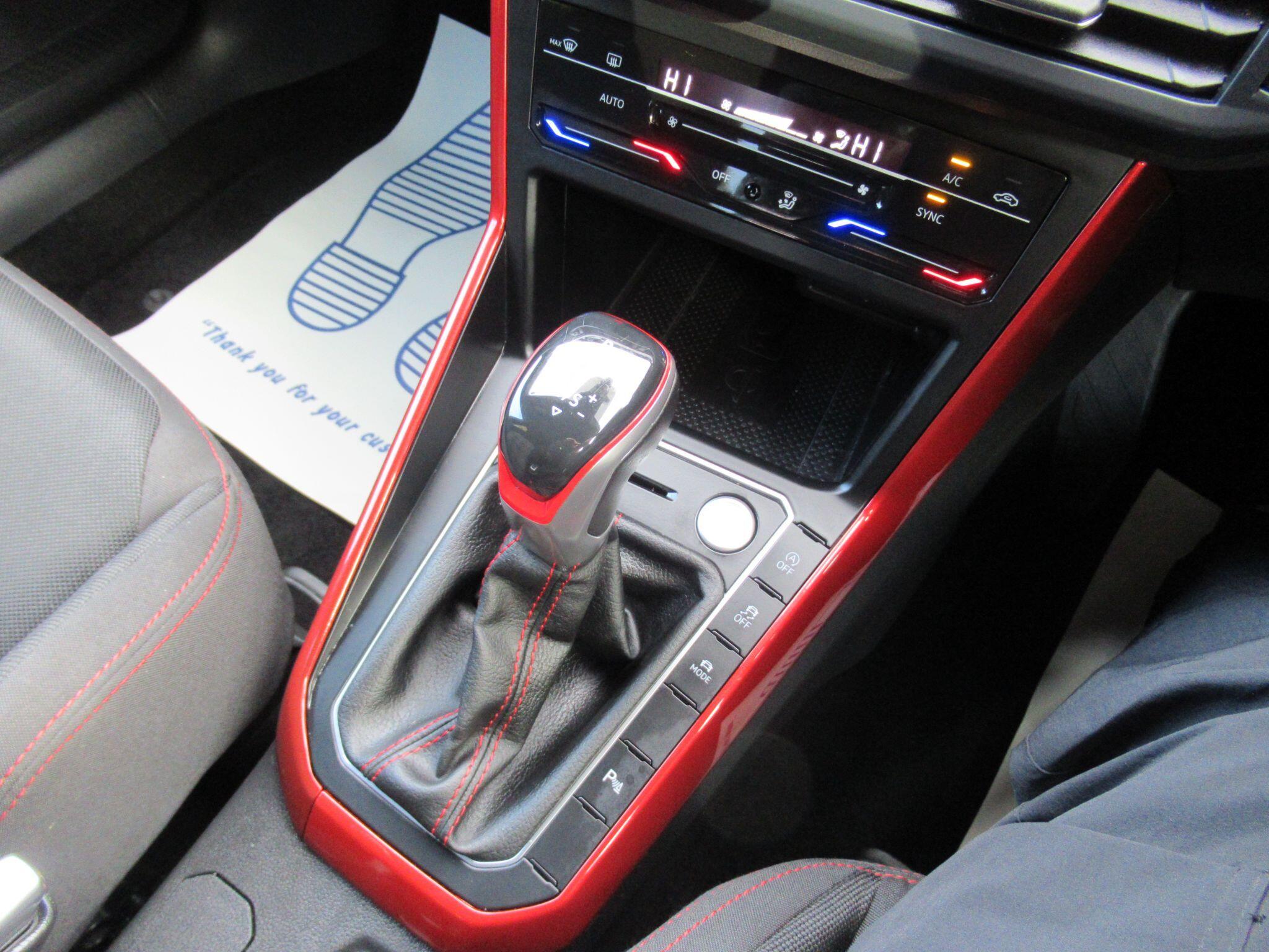 Volkswagen Polo - Image 37