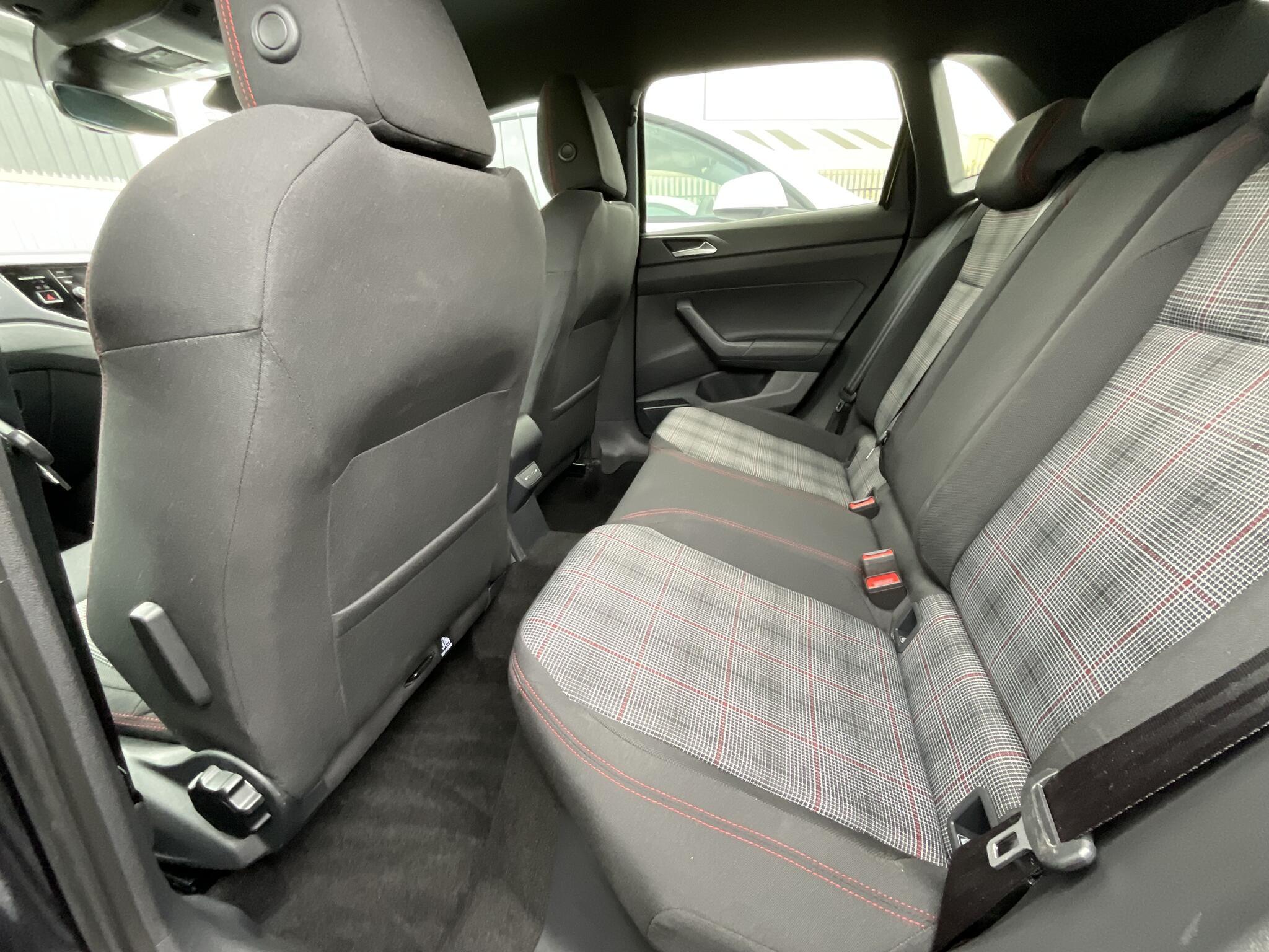 Volkswagen Polo - Image 15