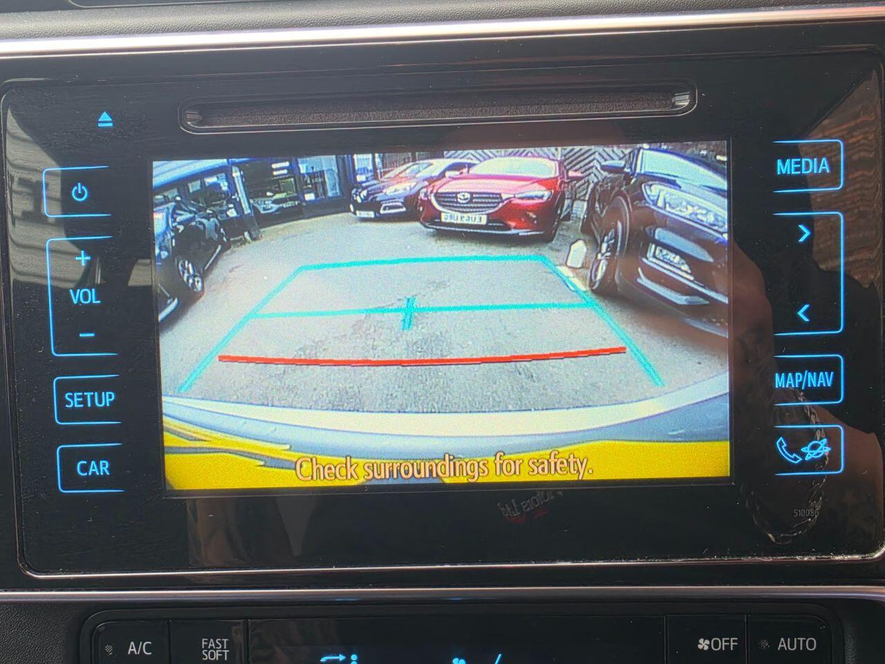 Toyota Auris - Image 19