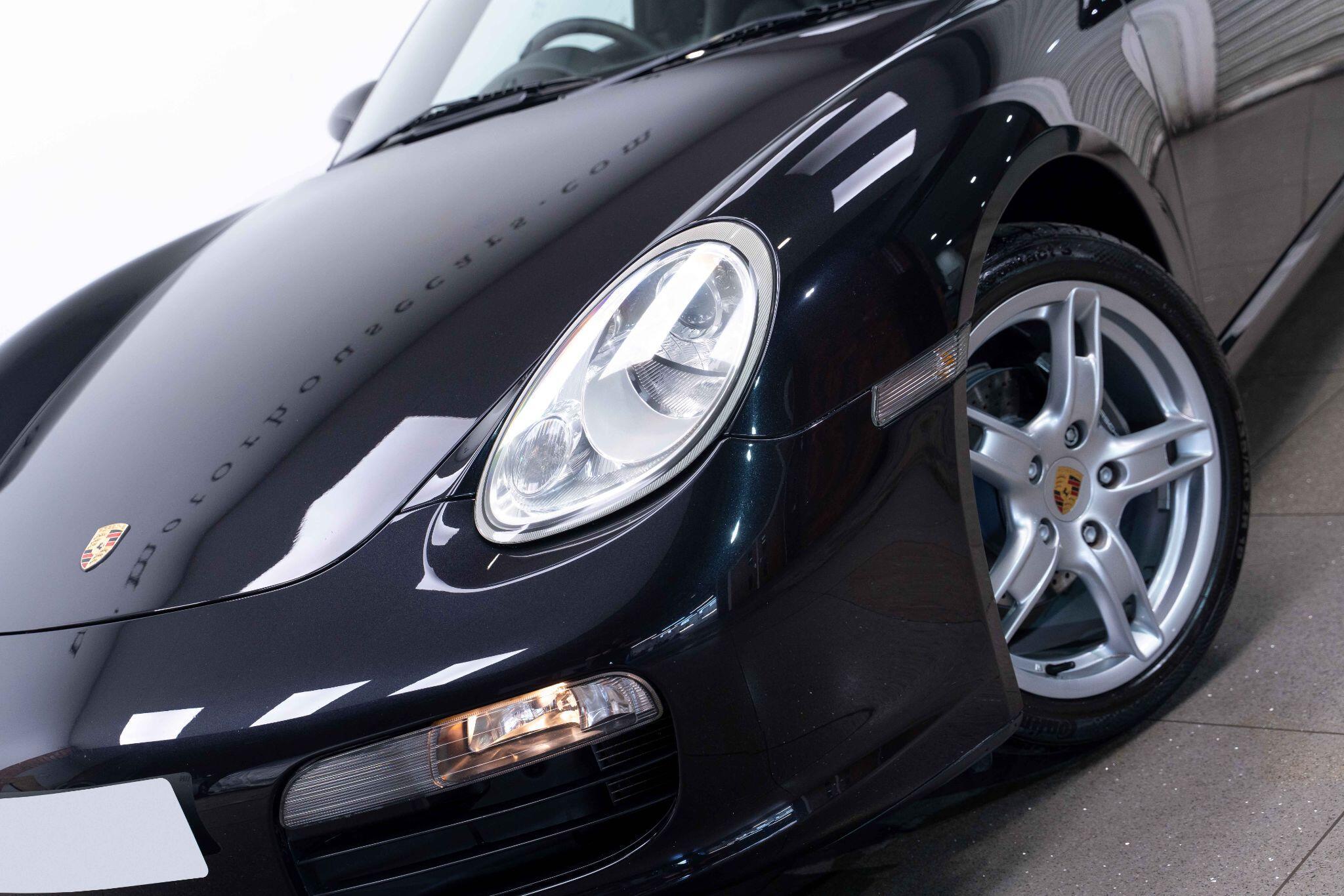 Porsche Boxster - Image 26