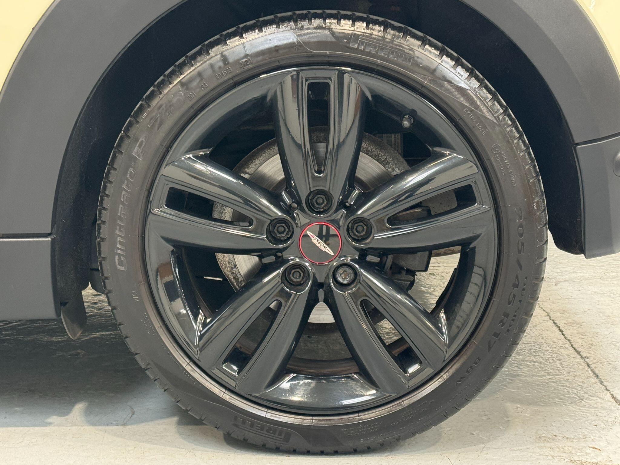 MINI Hatch - Image 26