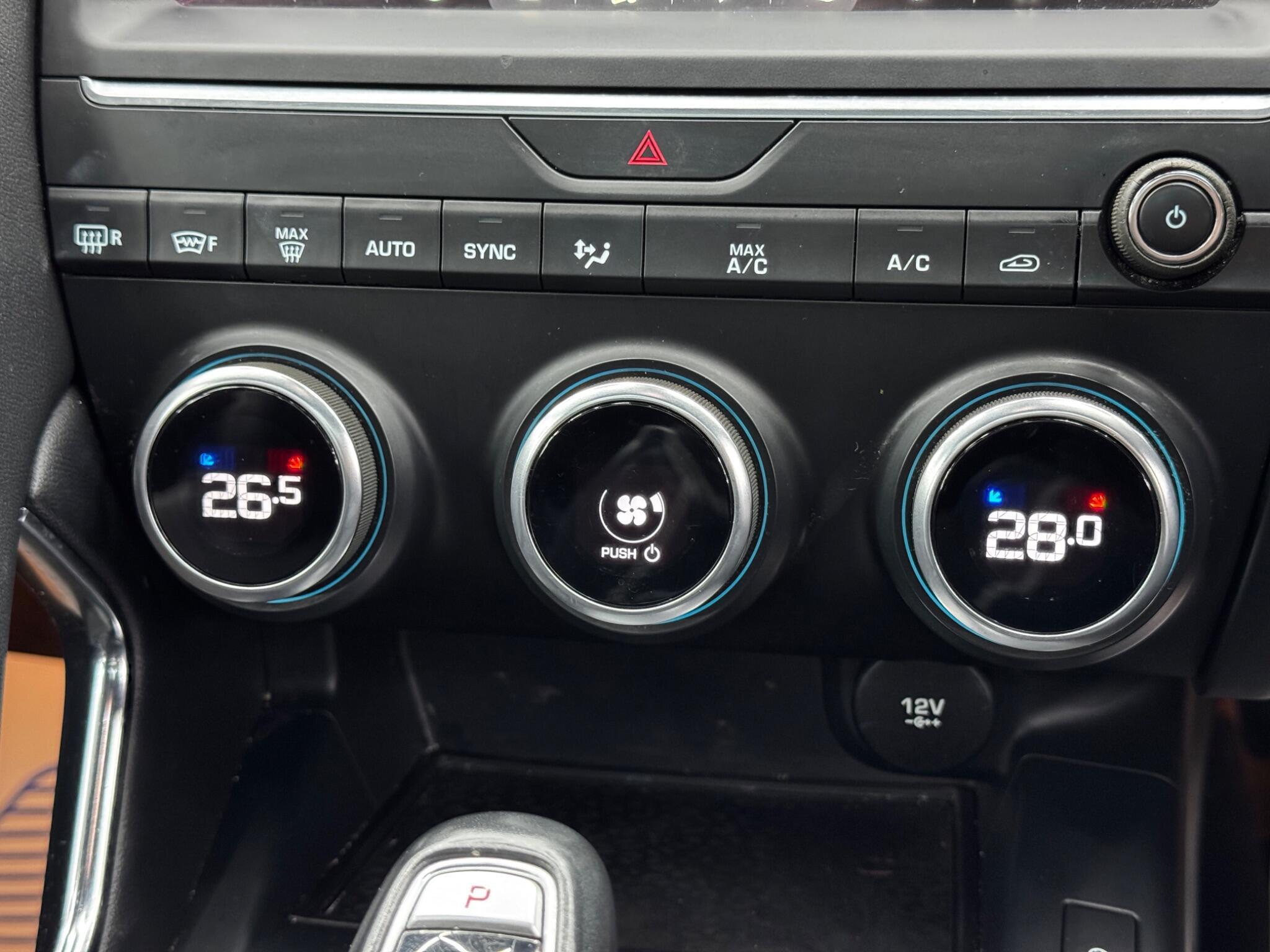 Jaguar E-Pace - Image 26