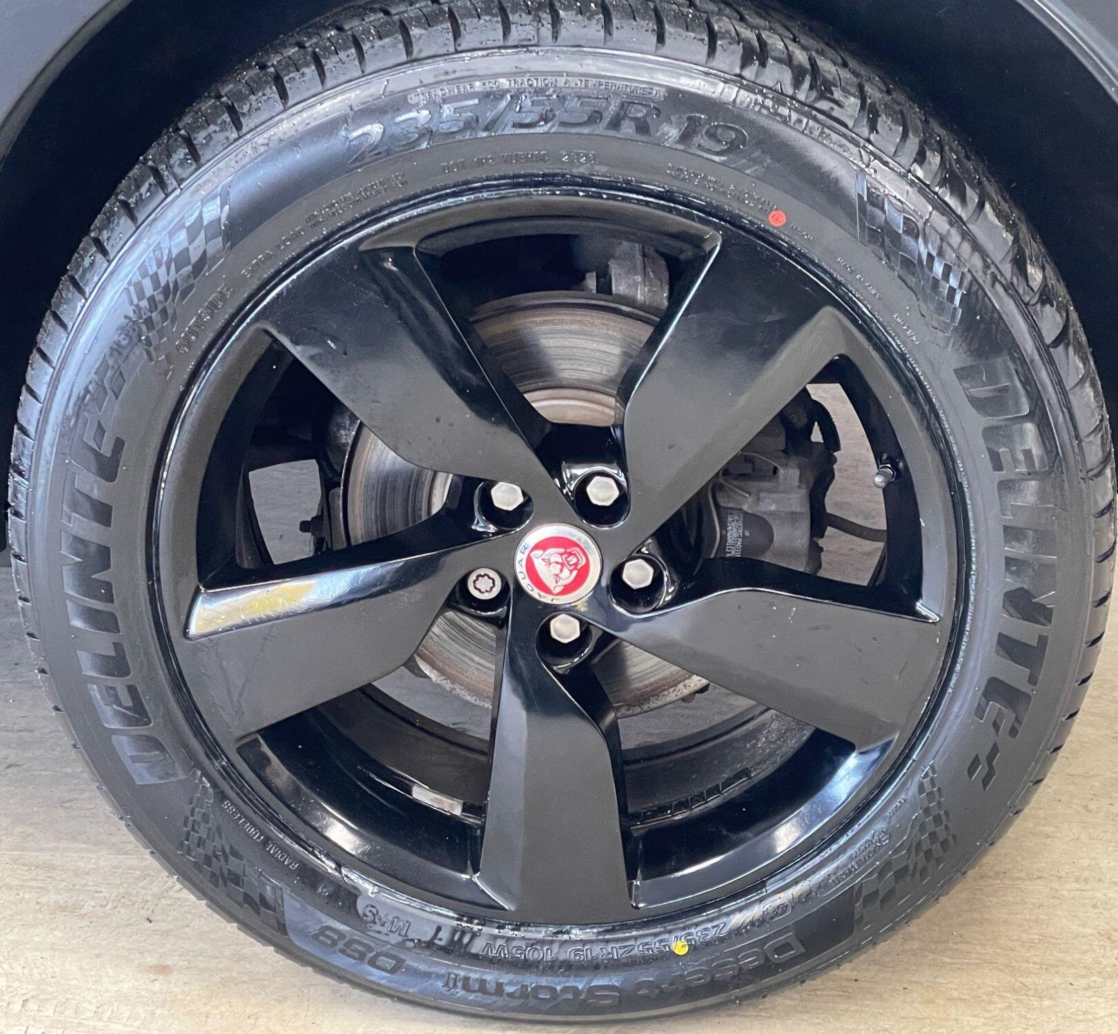 Jaguar E-Pace - Image 12