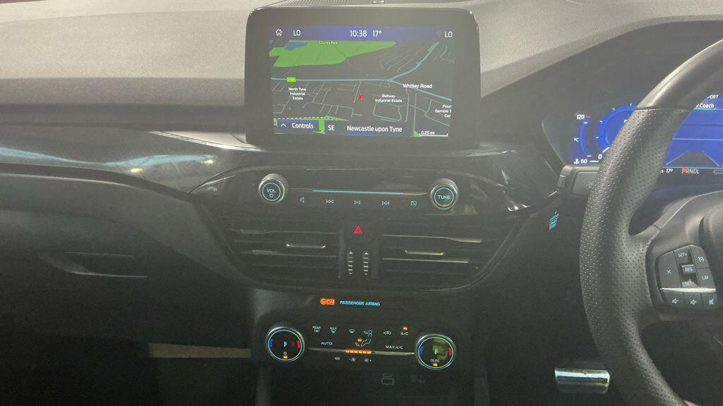 Ford Kuga - Image 3