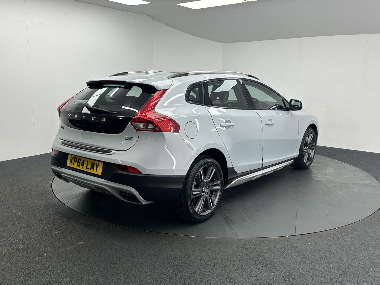 Volvo V40 CROSS COUNTRY - Image 10