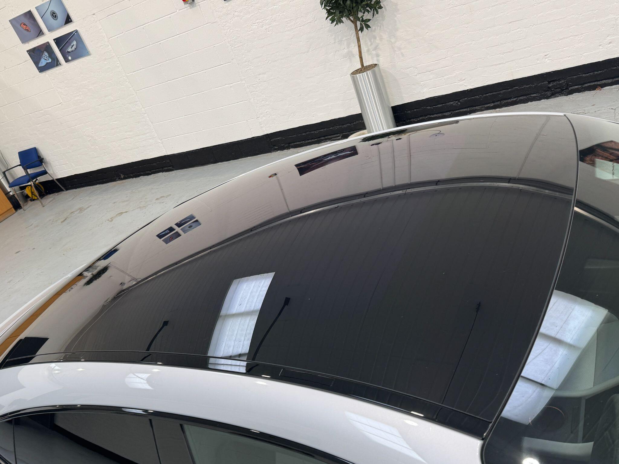 Porsche Taycan - Image 43