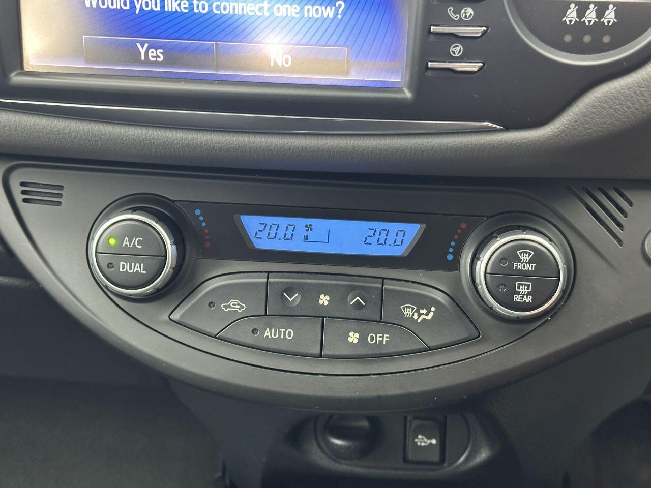 Toyota Yaris - Image 34