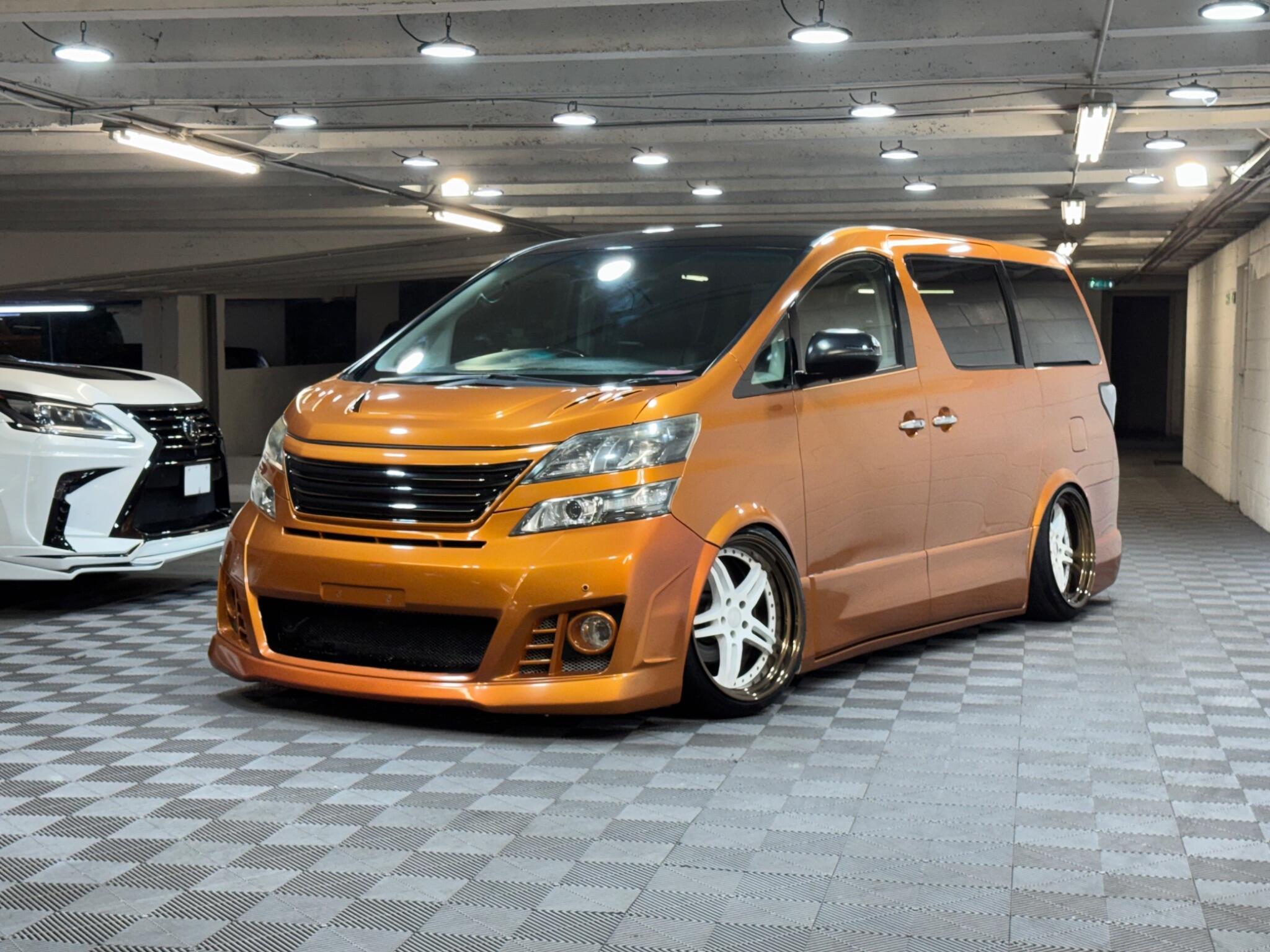 Toyota Vellfire - Image 16