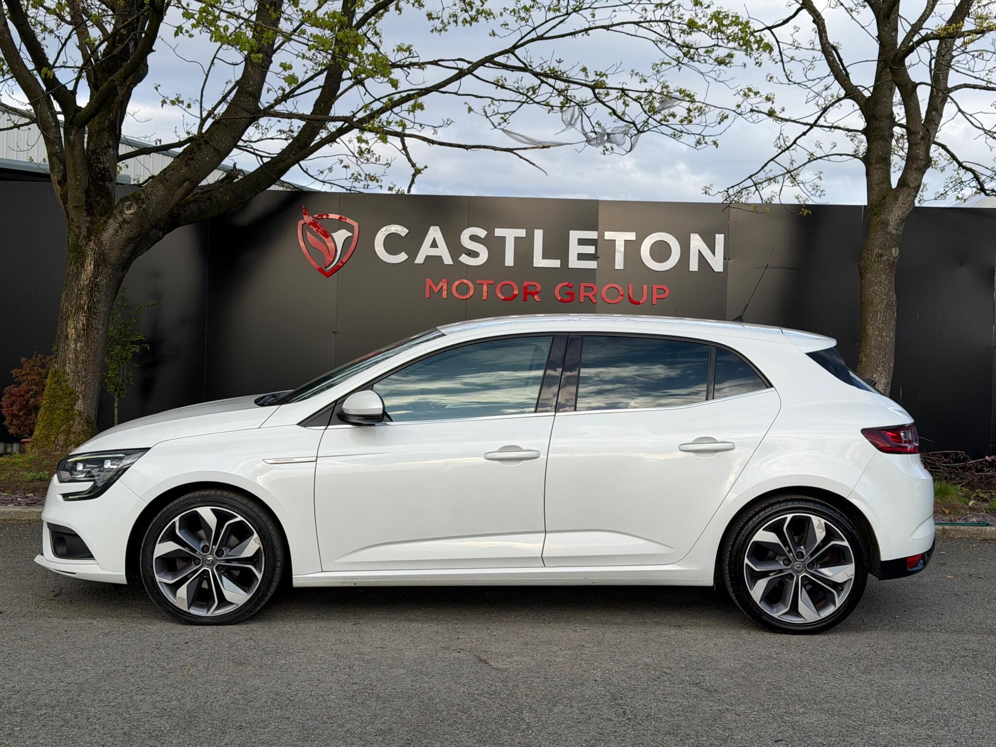 Renault Megane - Image 7