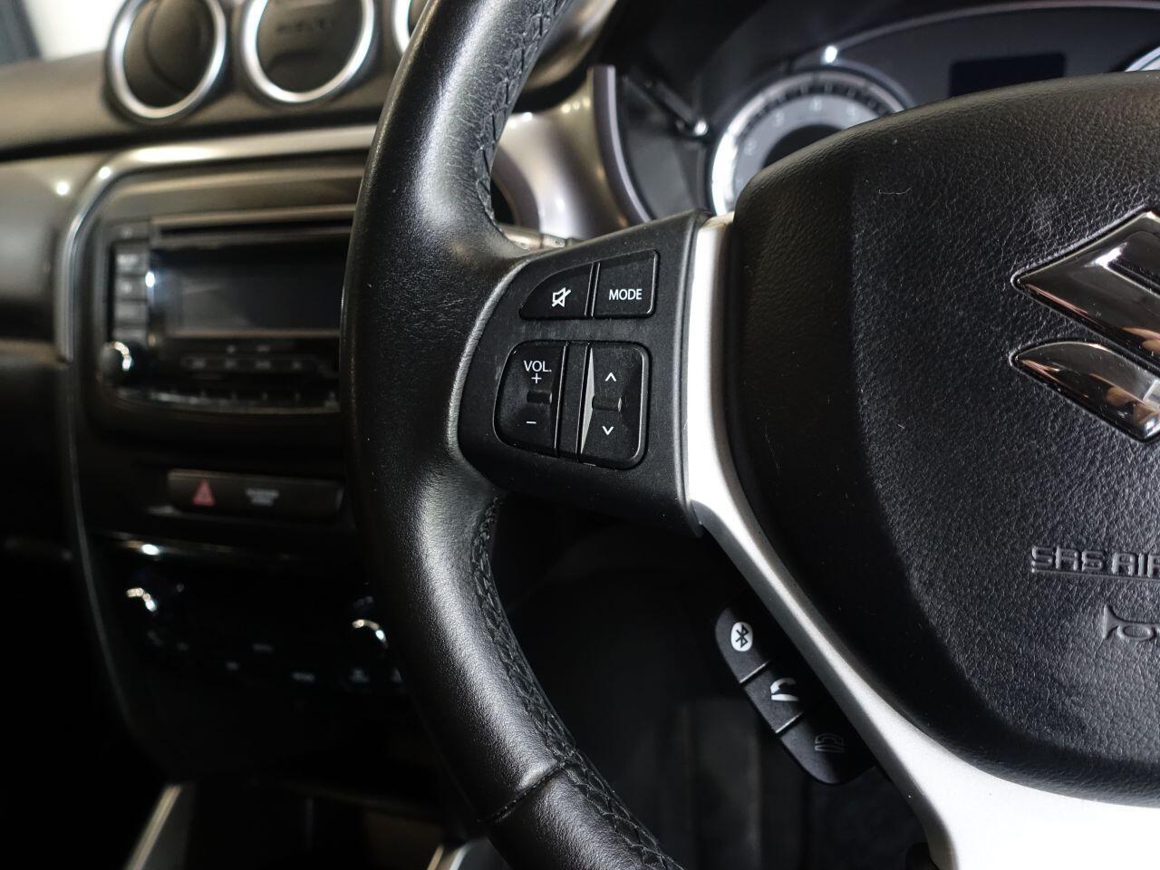 Suzuki Vitara - Image 19