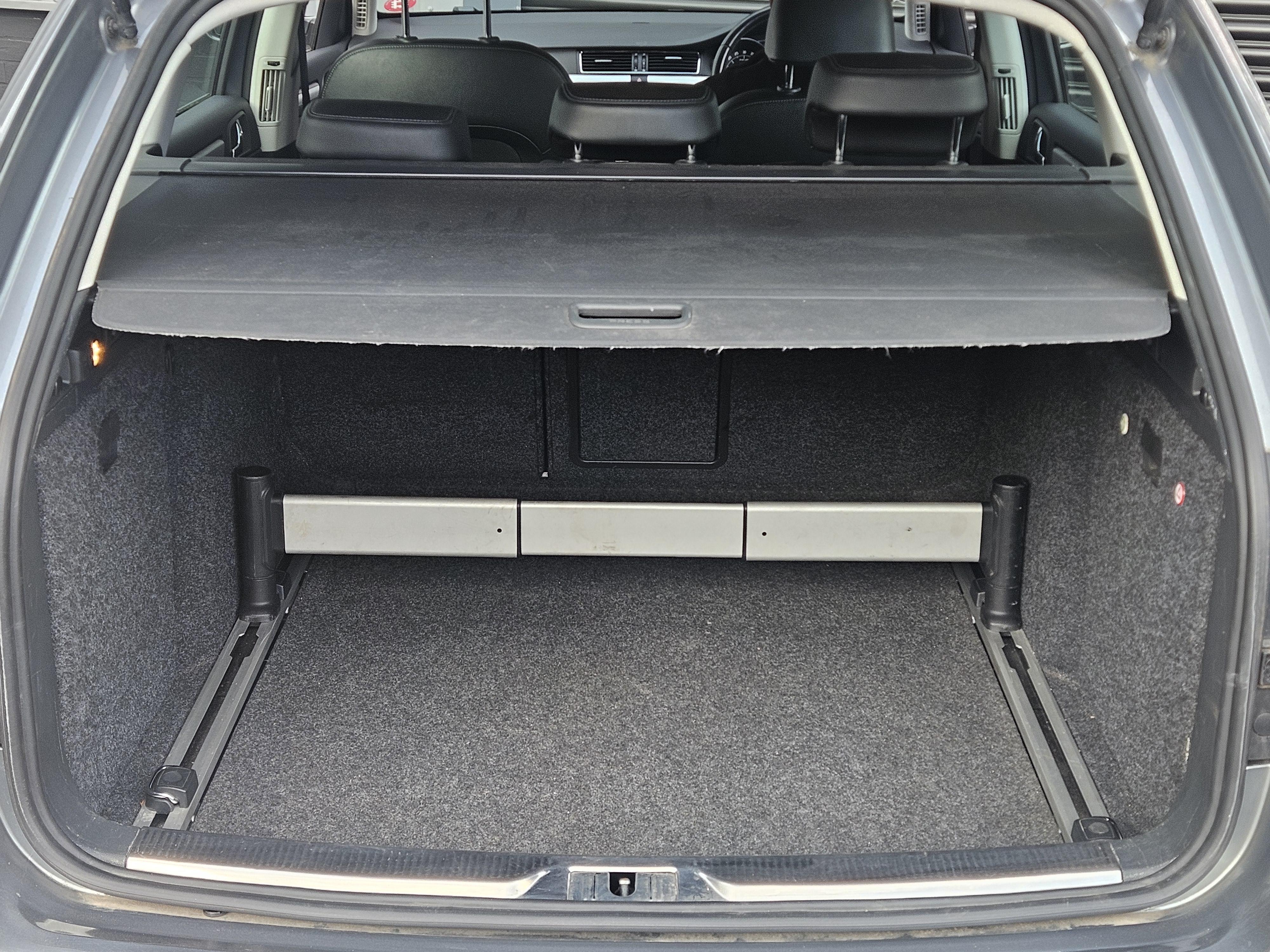 Skoda Superb - Image 8