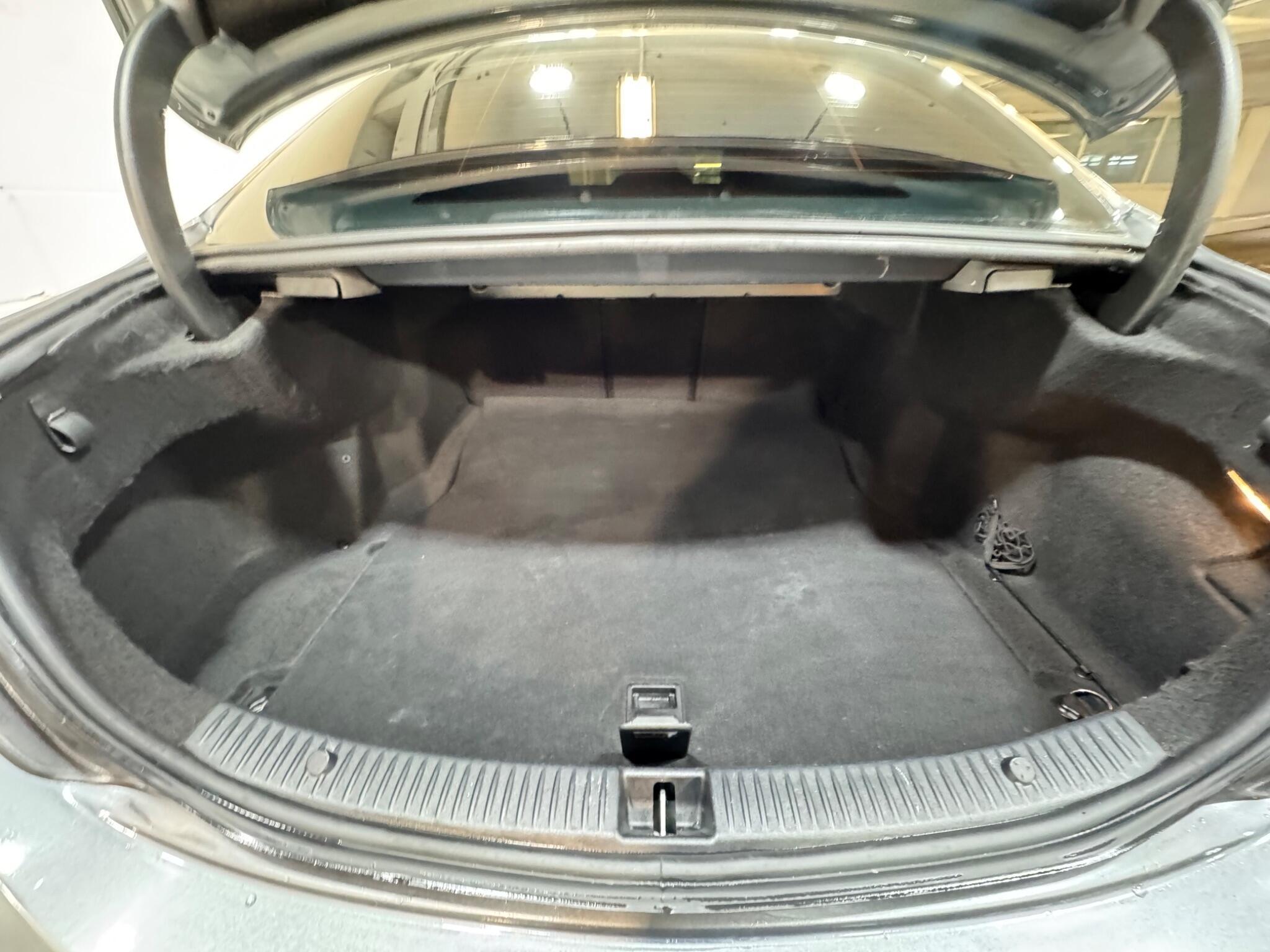 Mercedes C Class - Image 13