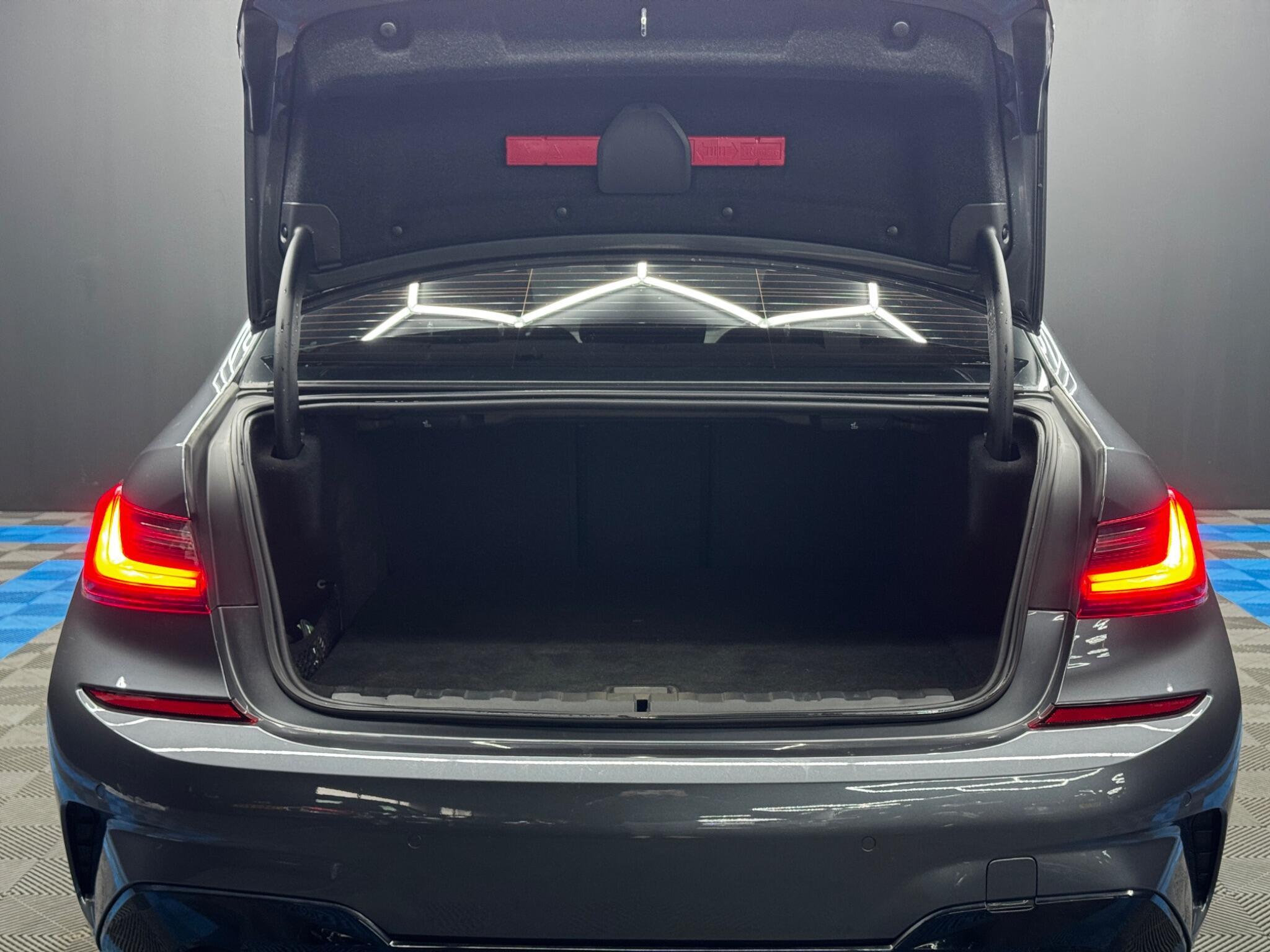 BMW 3 Series - Image 39