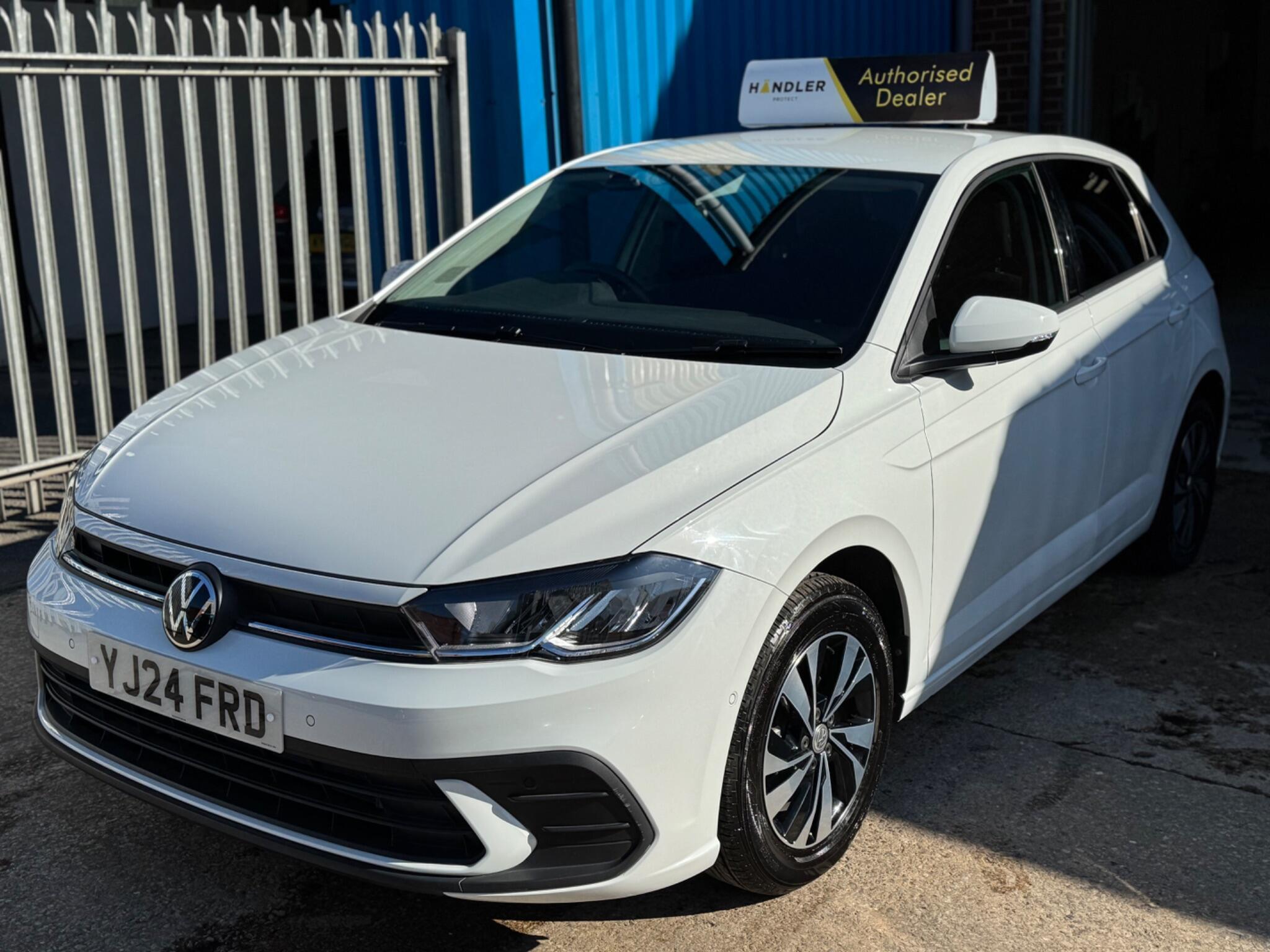 Volkswagen Polo - Image 16