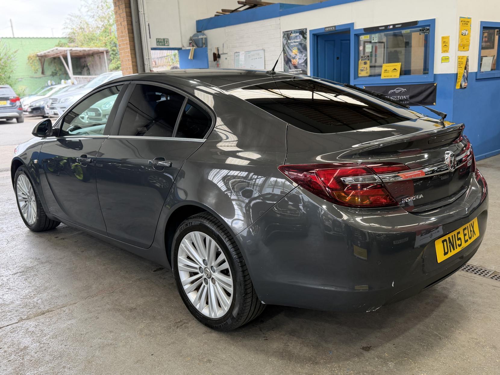 Vauxhall Insignia - Image 5