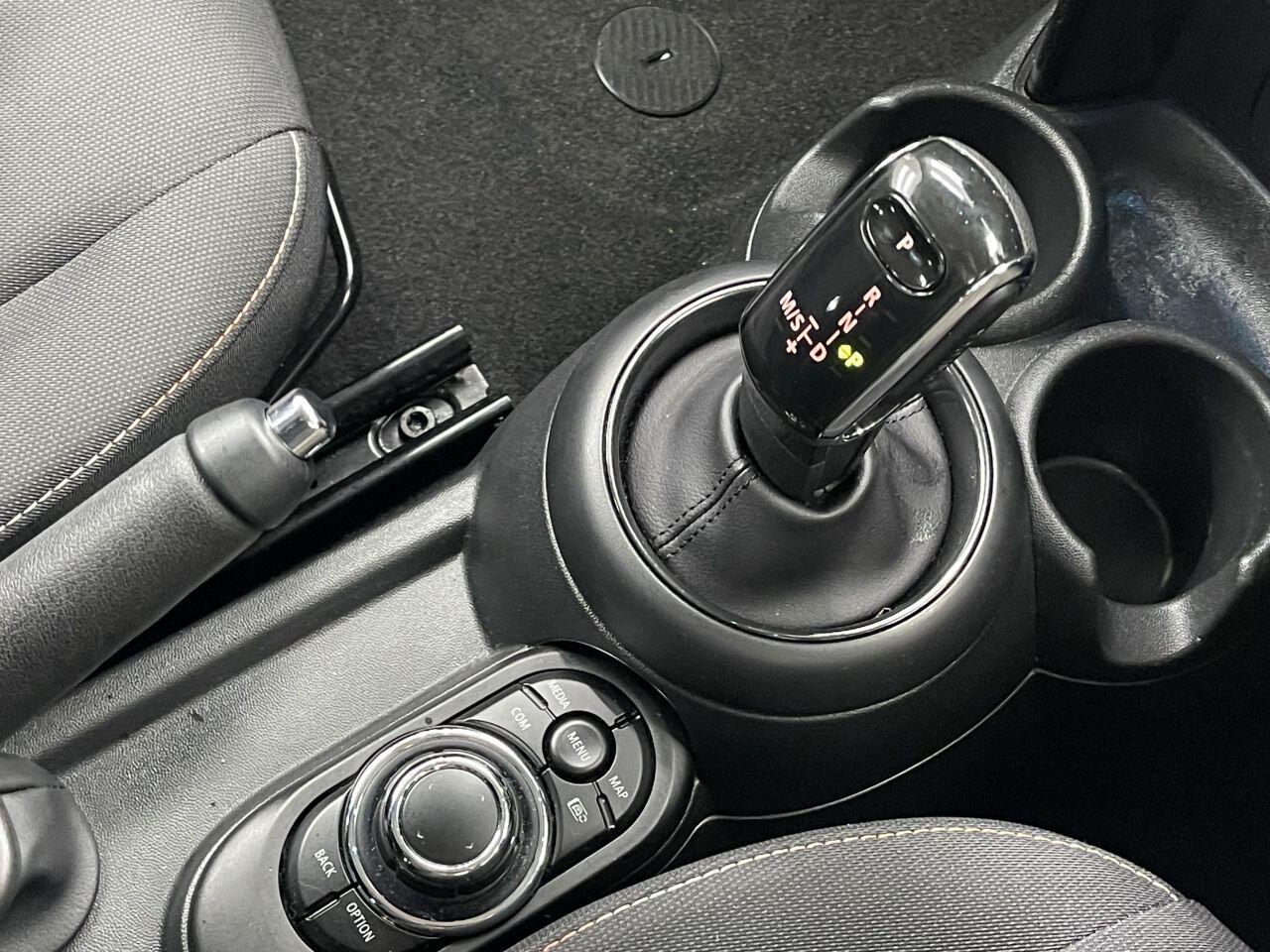 MINI Hatch - Image 40