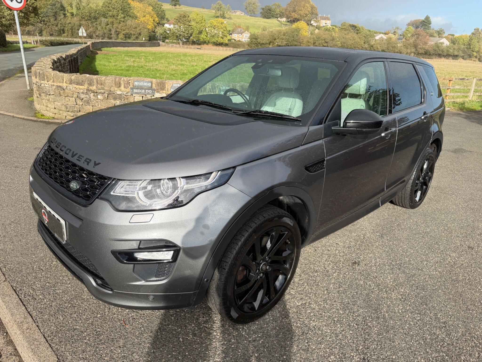 Land Rover DISCOVERY SPORT - Image 2