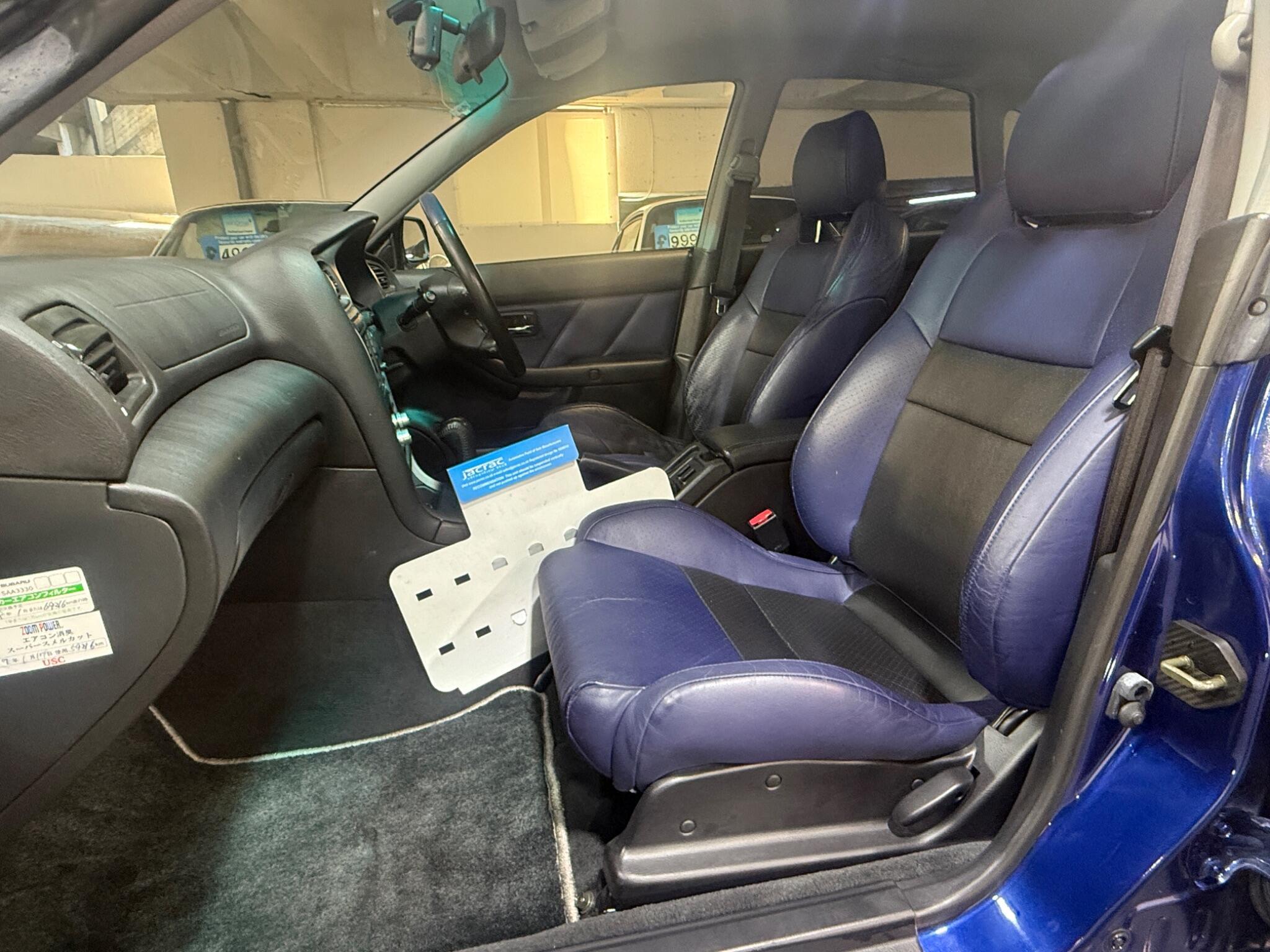 Subaru Legacy - Image 9