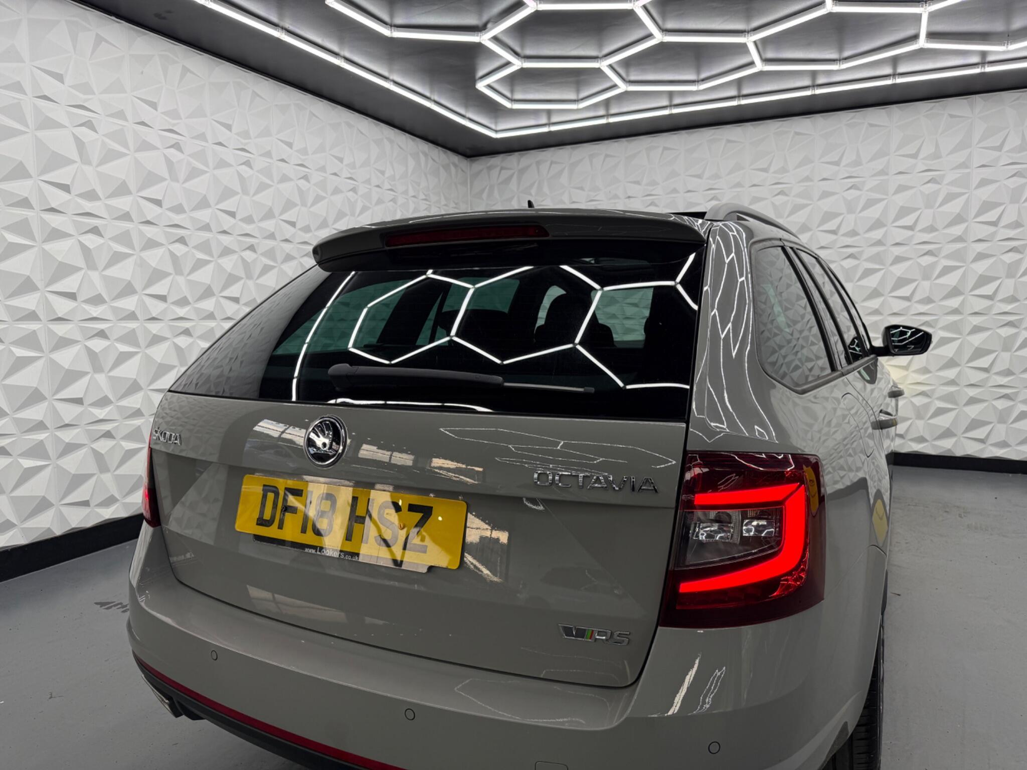 Skoda Octavia - Image 20