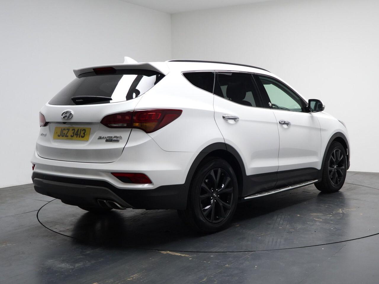 Hyundai Santa Fe - Image 12