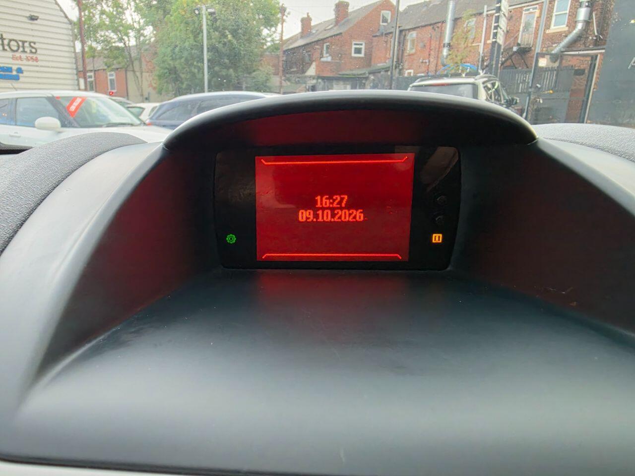 Ford Fiesta - Image 17