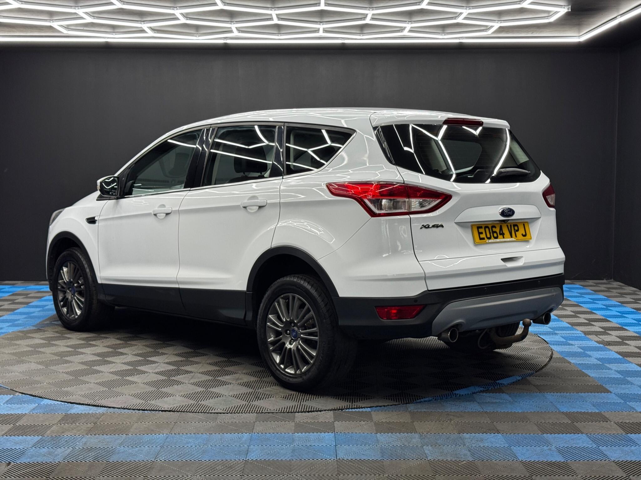 Ford Kuga - Image 7