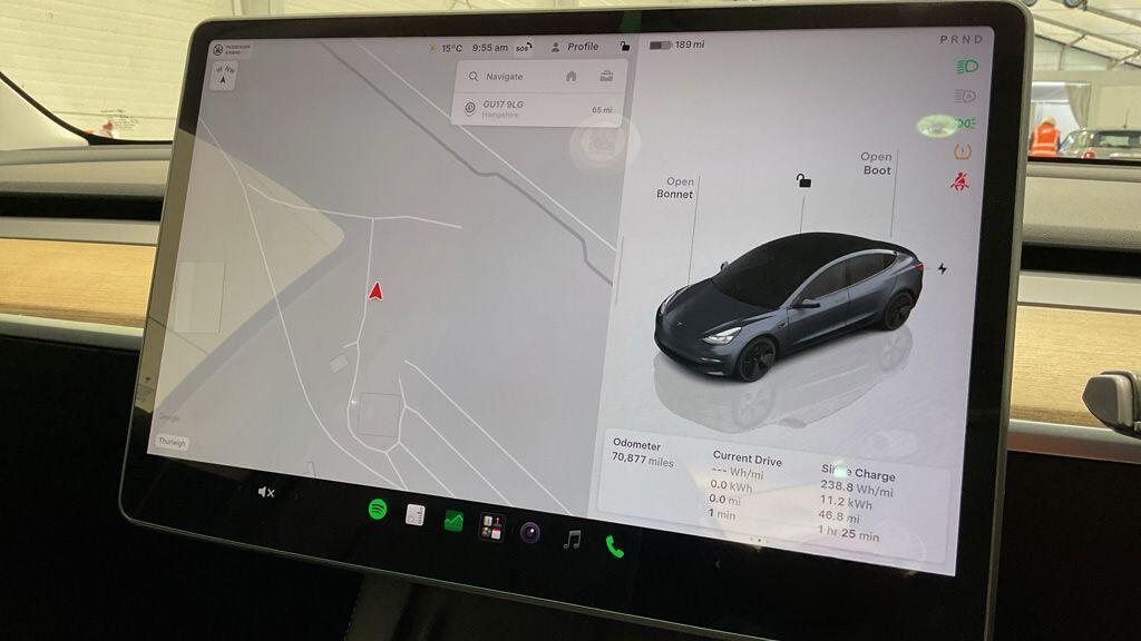 Tesla Model 3 - Image 2