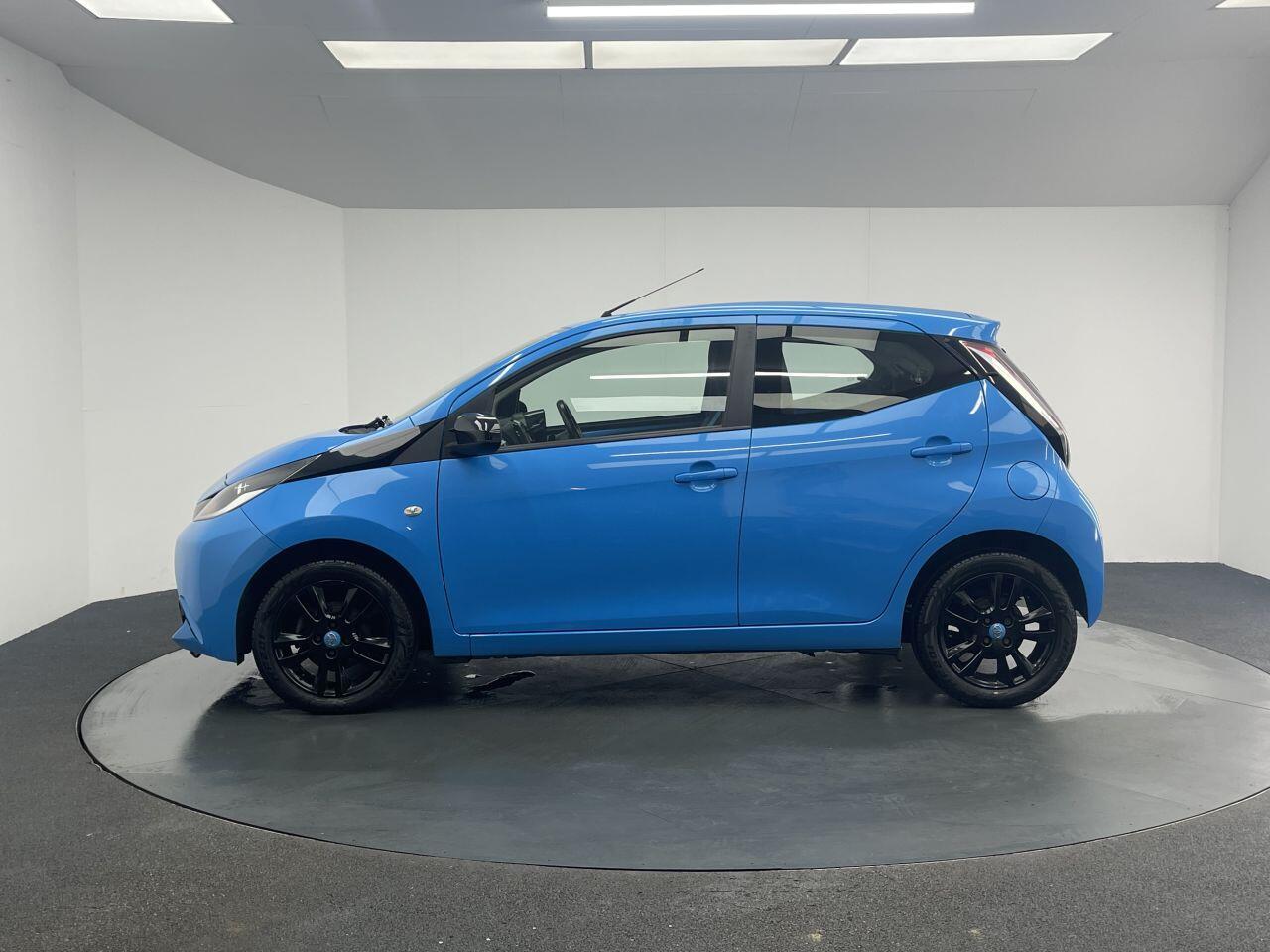 Toyota Aygo - Image 7