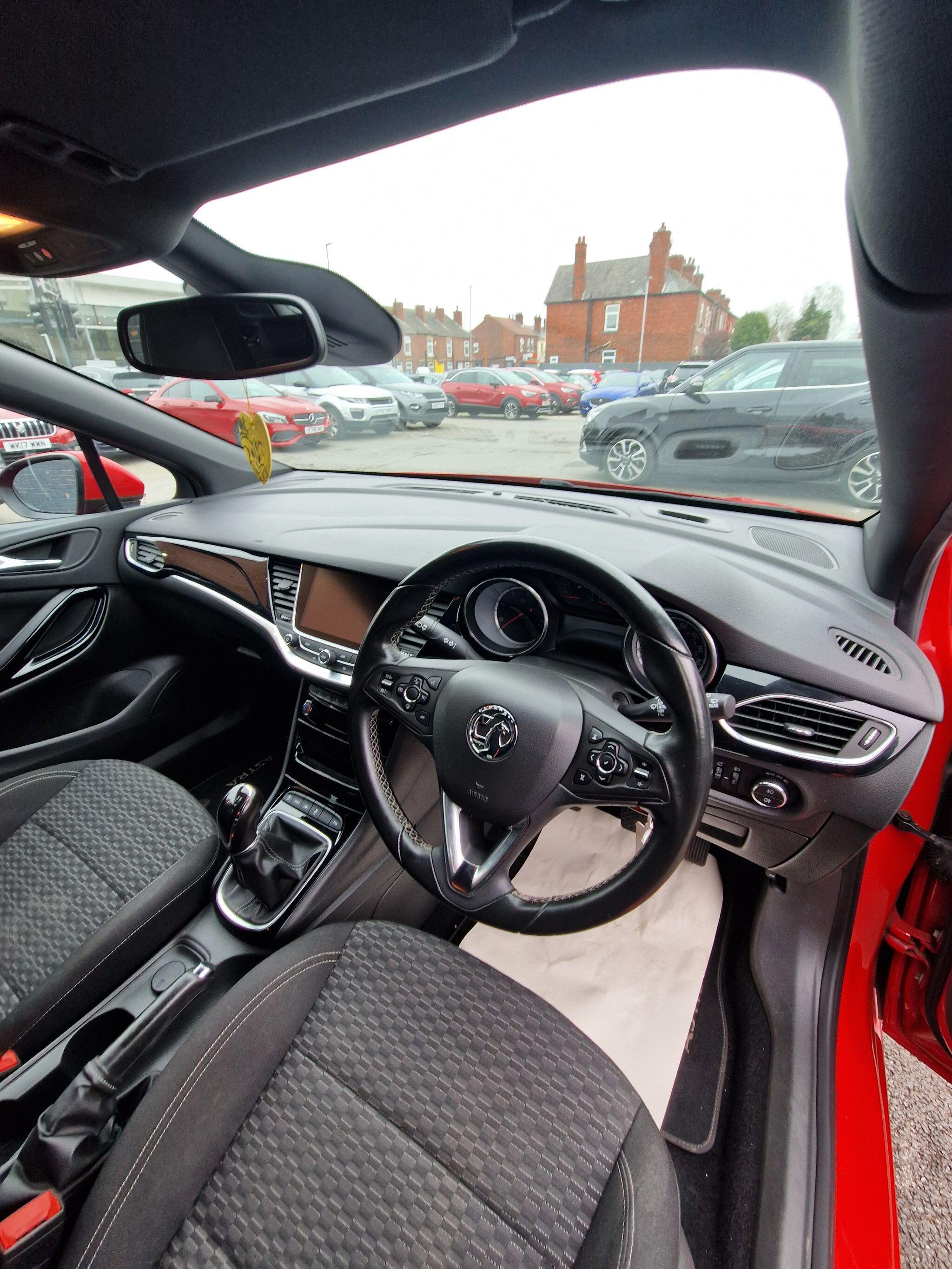 Vauxhall Astra - Image 30