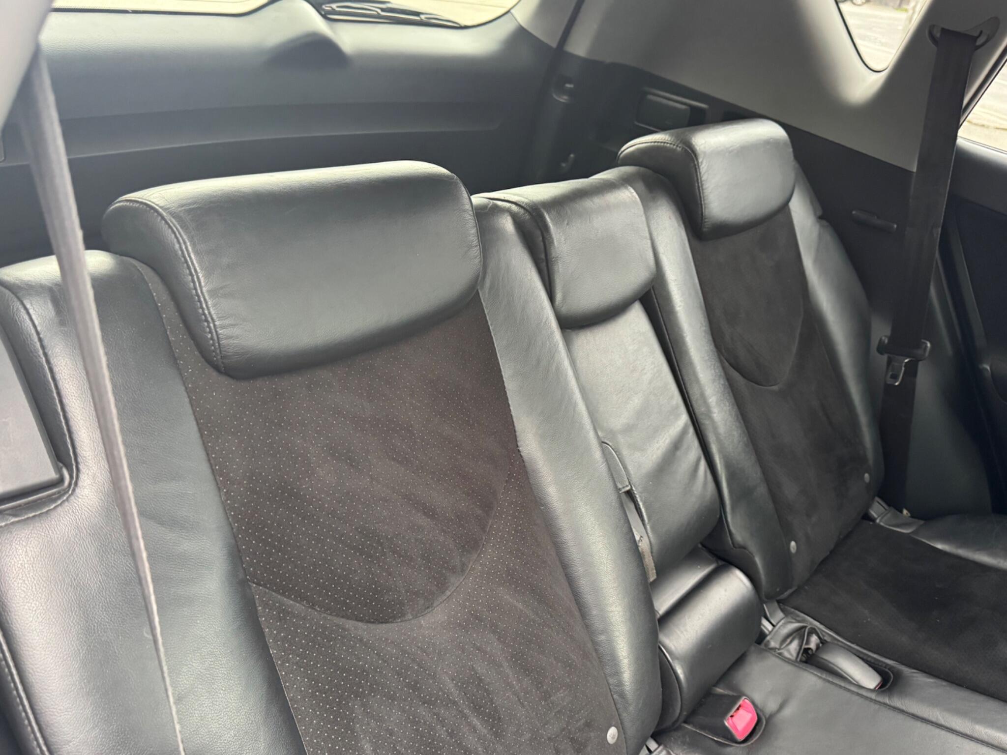 Toyota RAV4 - Image 12