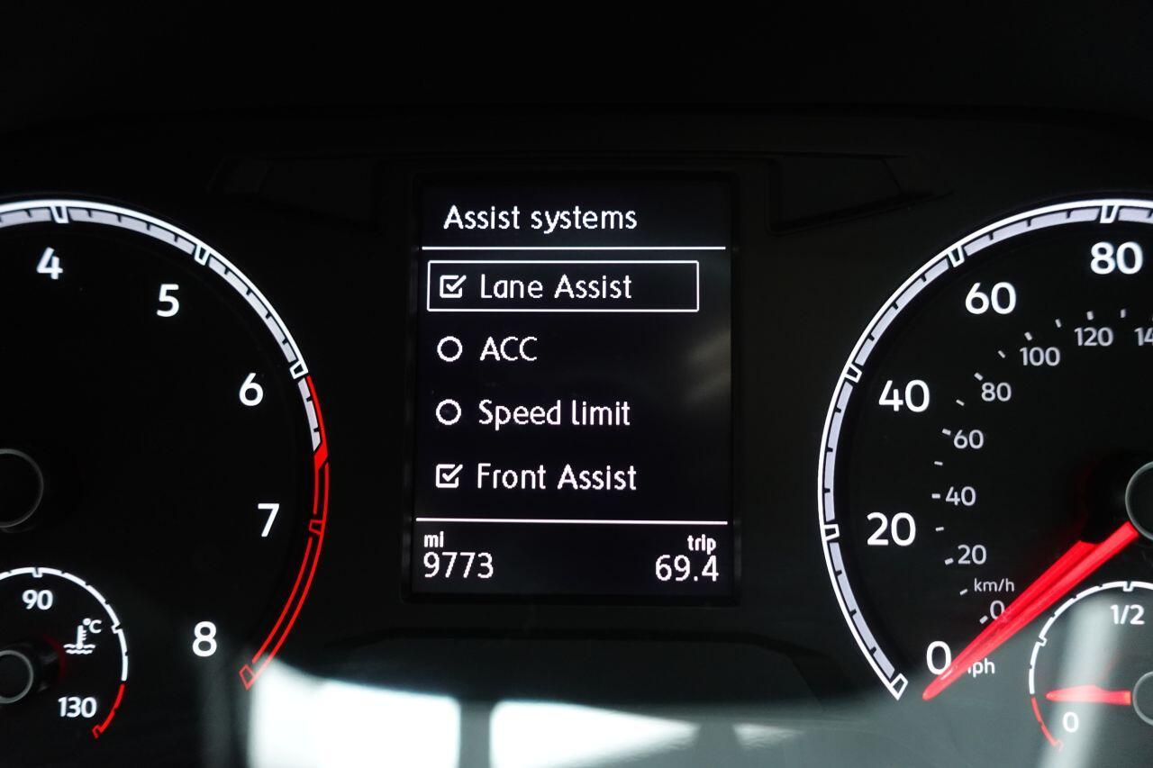 Volkswagen T-Roc - Image 34