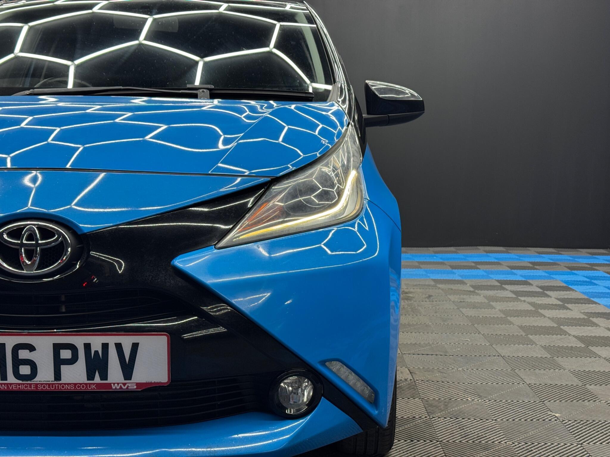 Toyota Aygo - Image 40