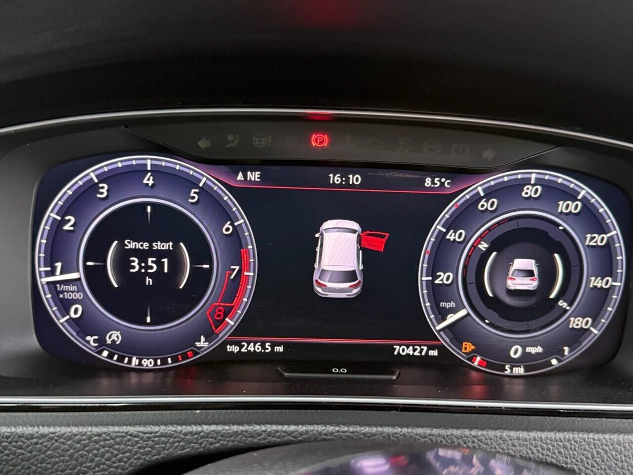 Volkswagen Golf - Image 19