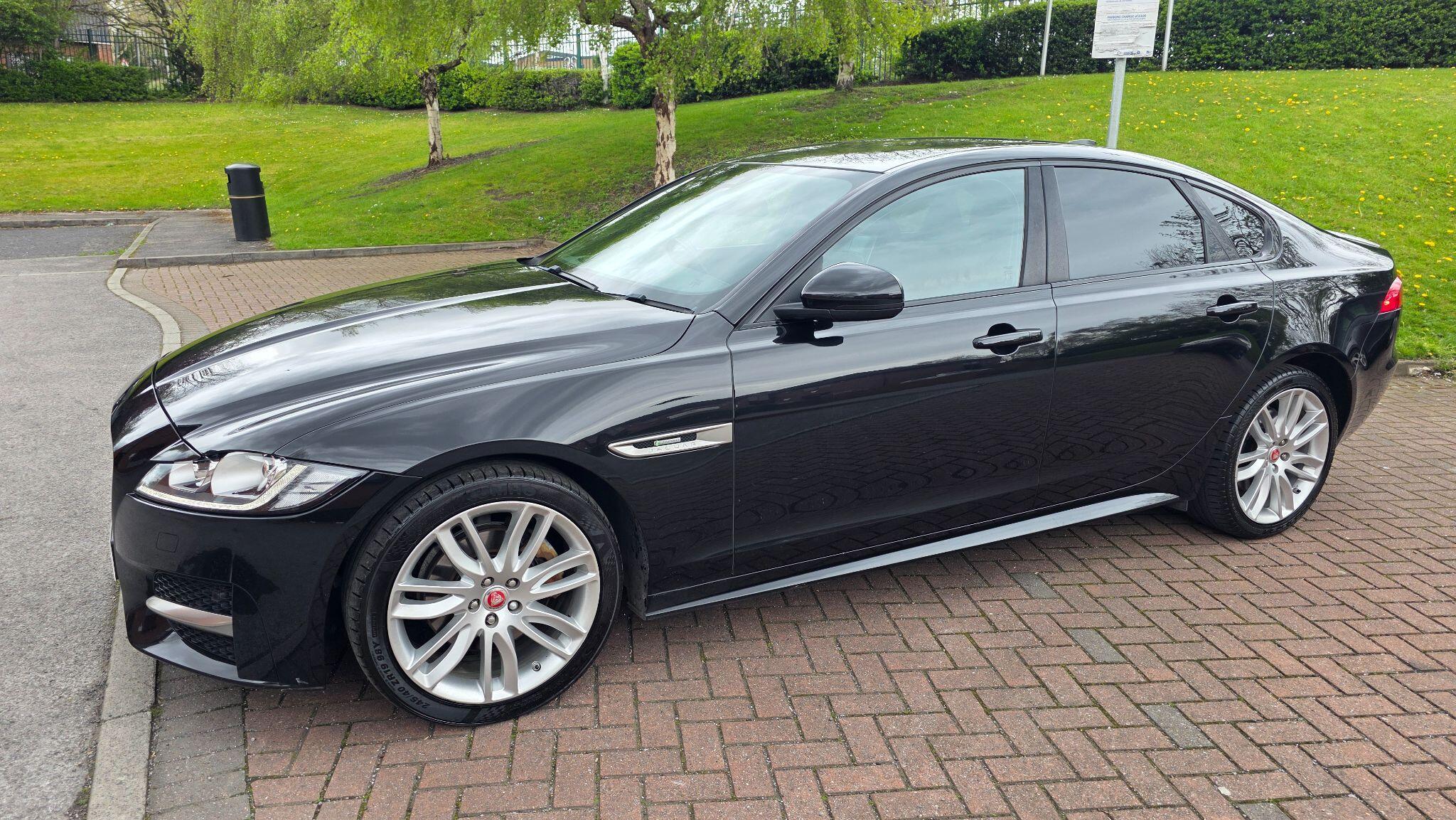 Jaguar XF - Image 21