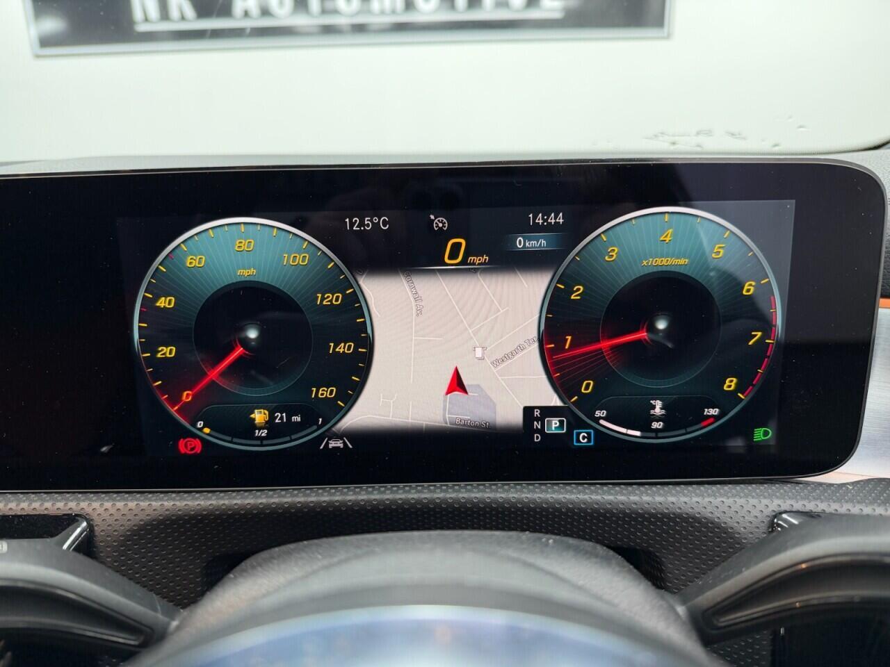 Mercedes CLA - Image 30