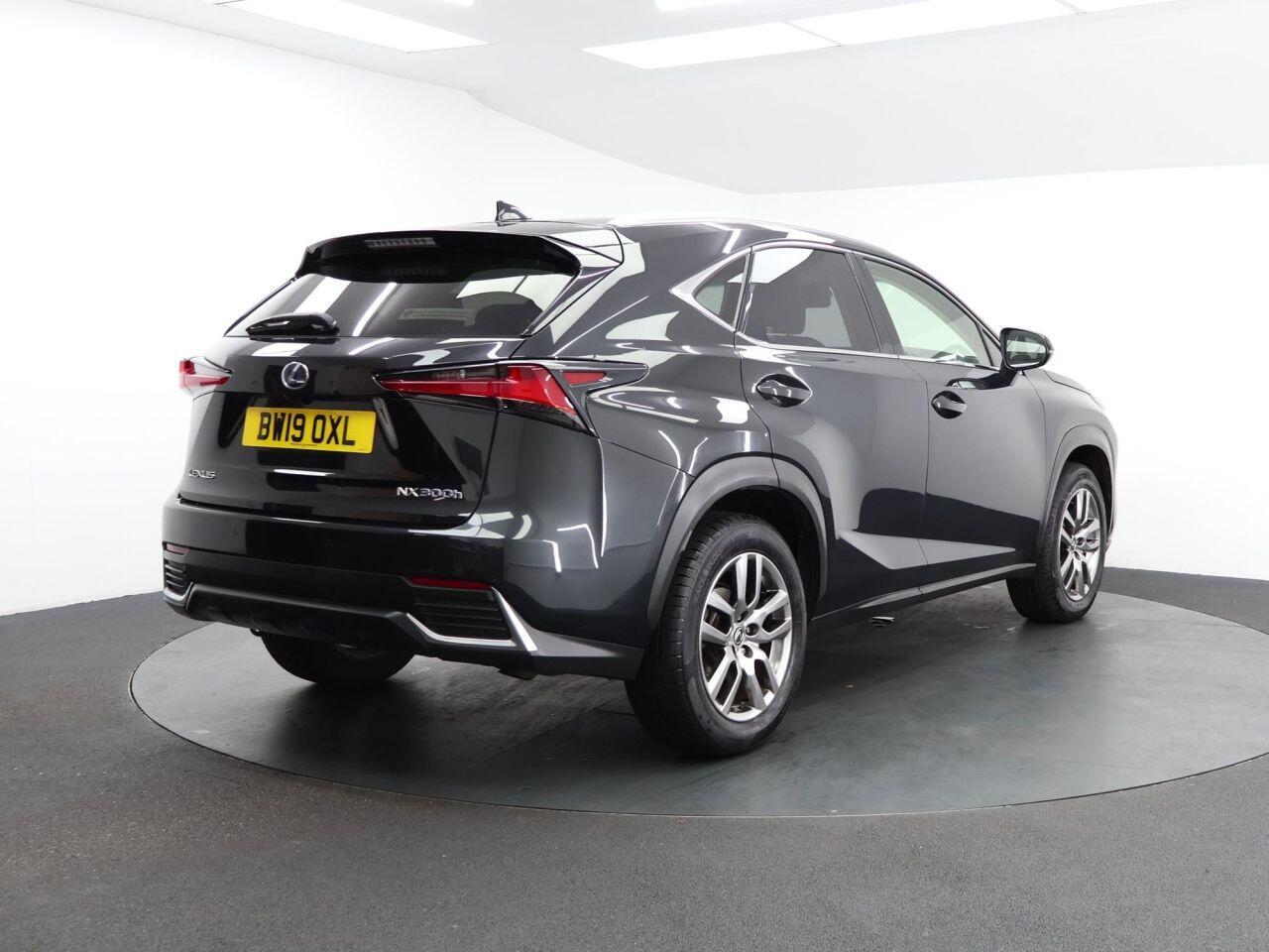Lexus NX - Image 12