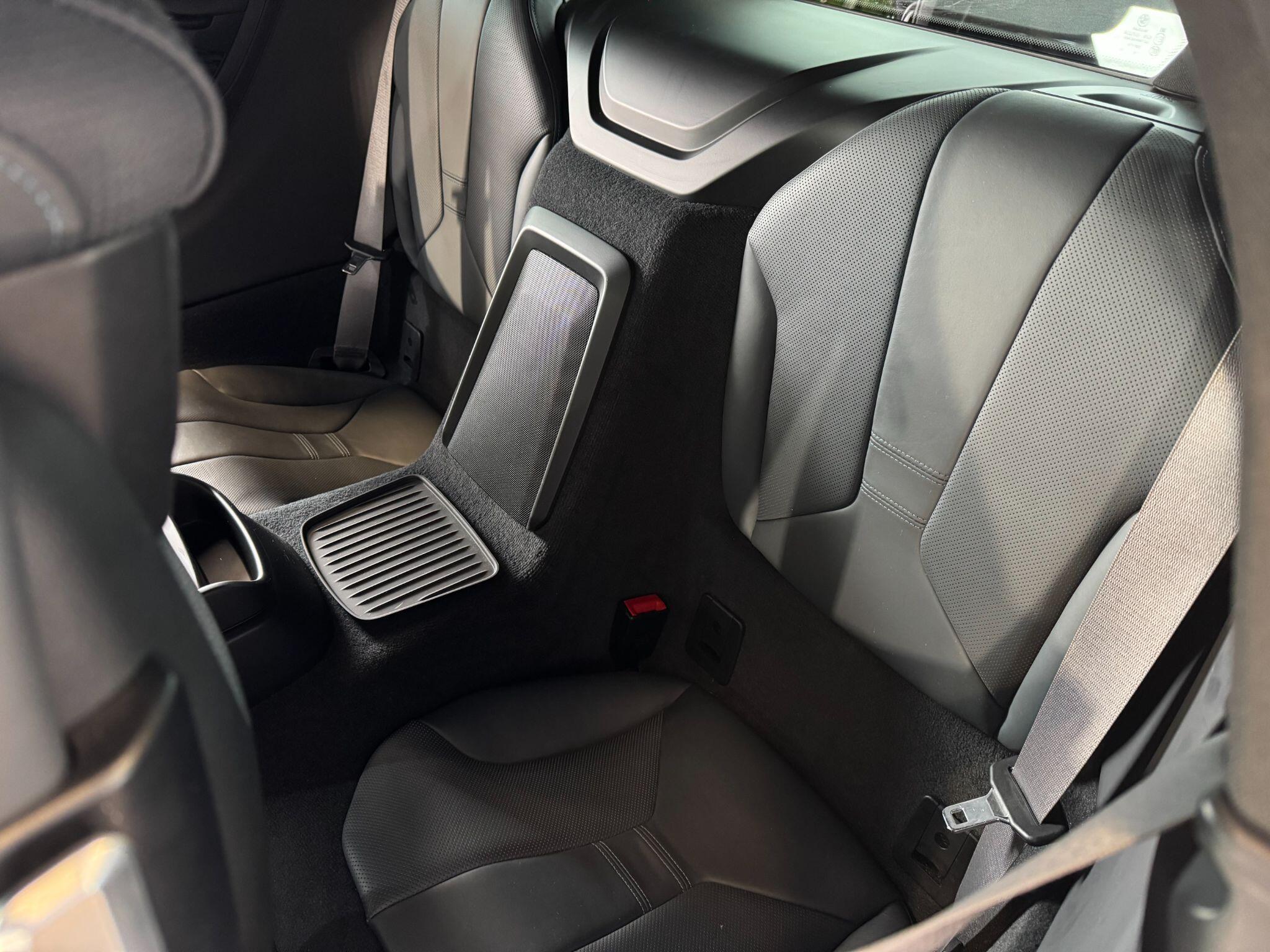 BMW i8 - Image 29