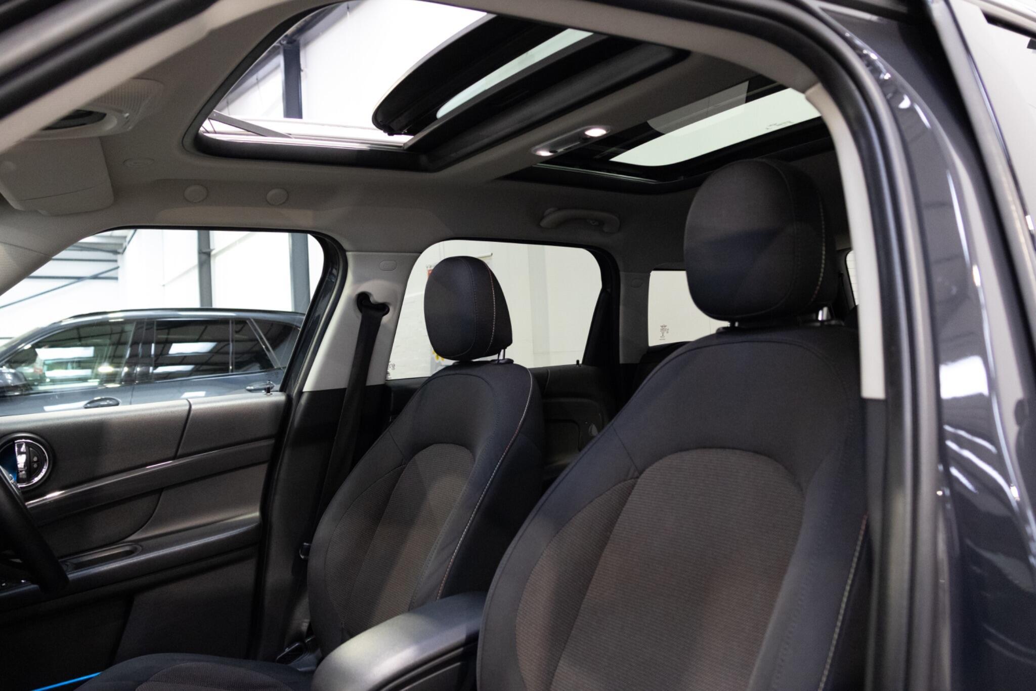 MINI Countryman - Image 13