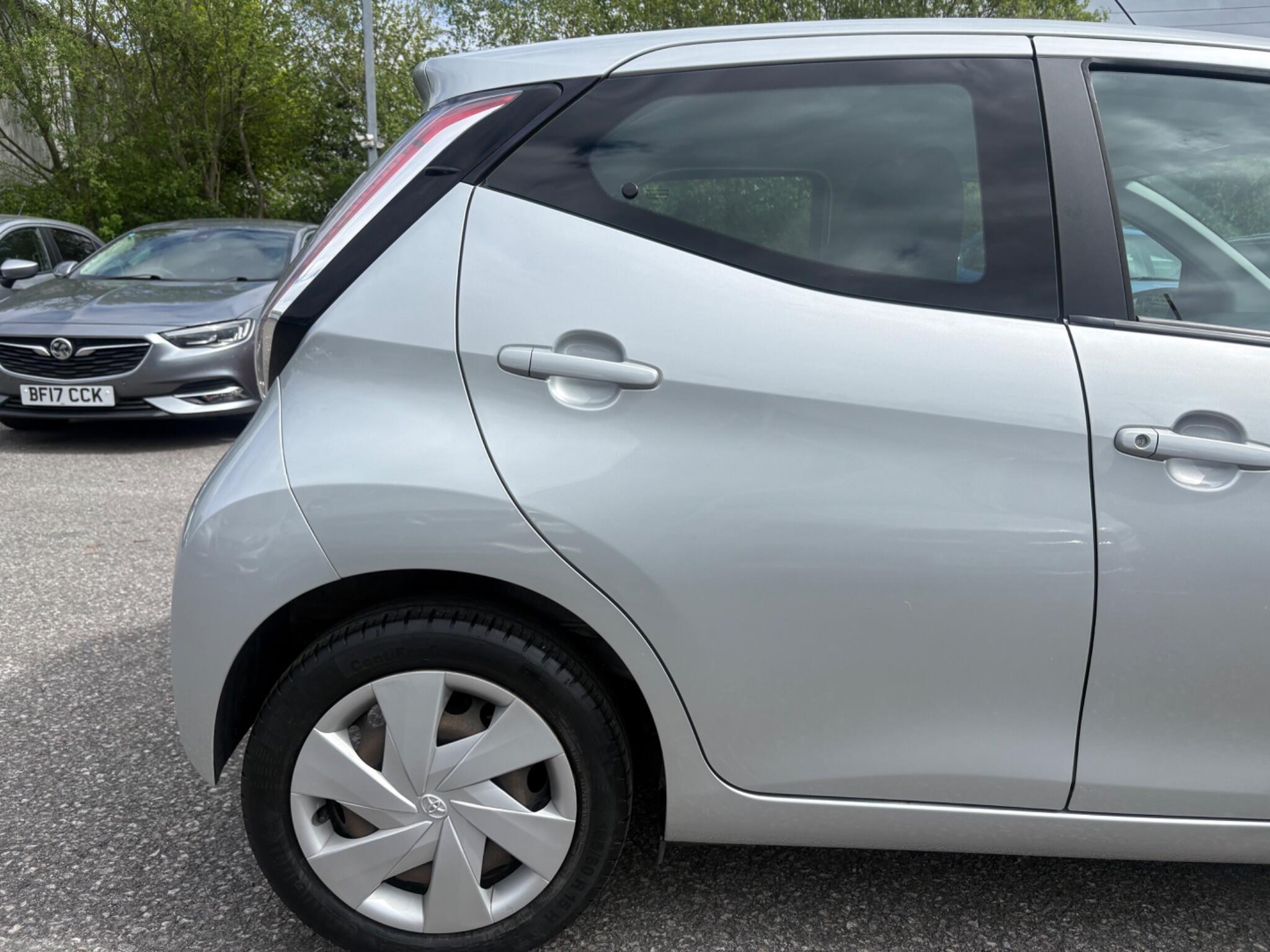 Toyota Aygo - Image 23