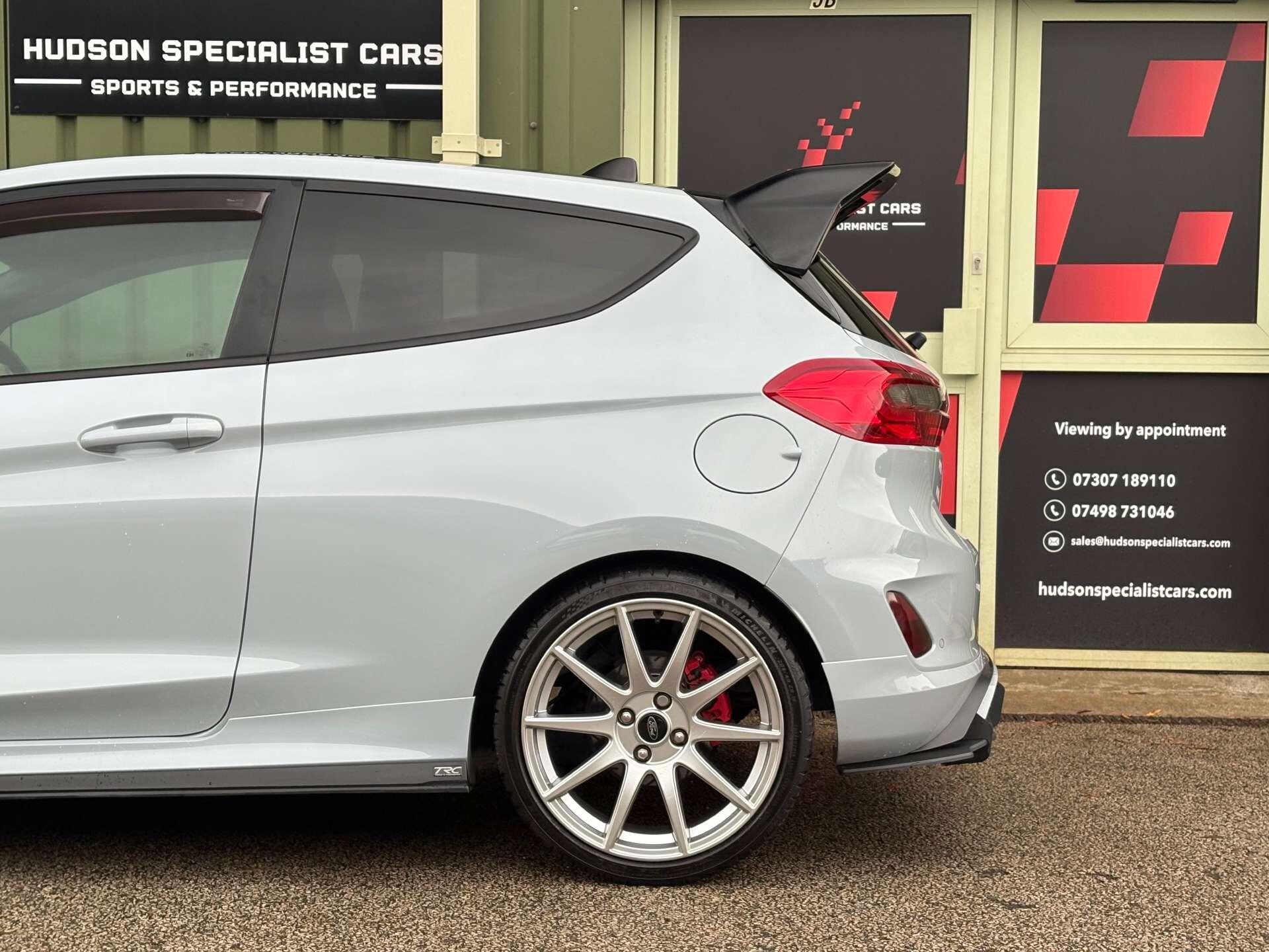 Ford Fiesta - Image 8