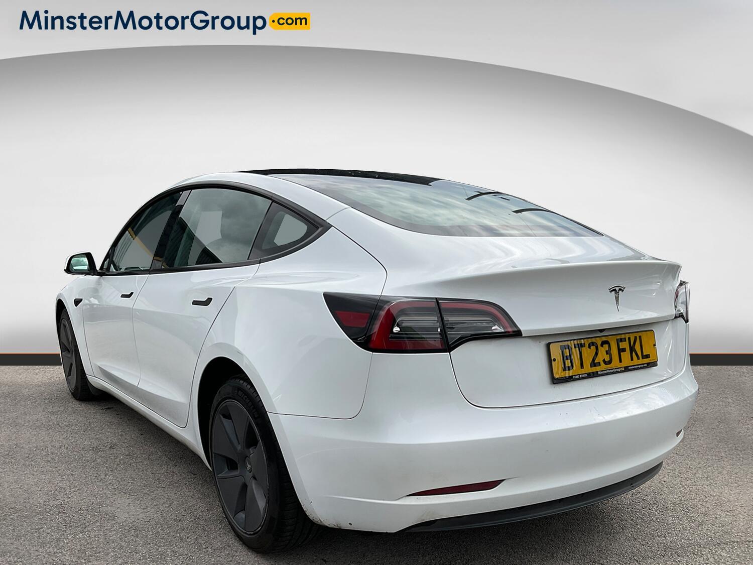 Tesla Model 3 - Image 4
