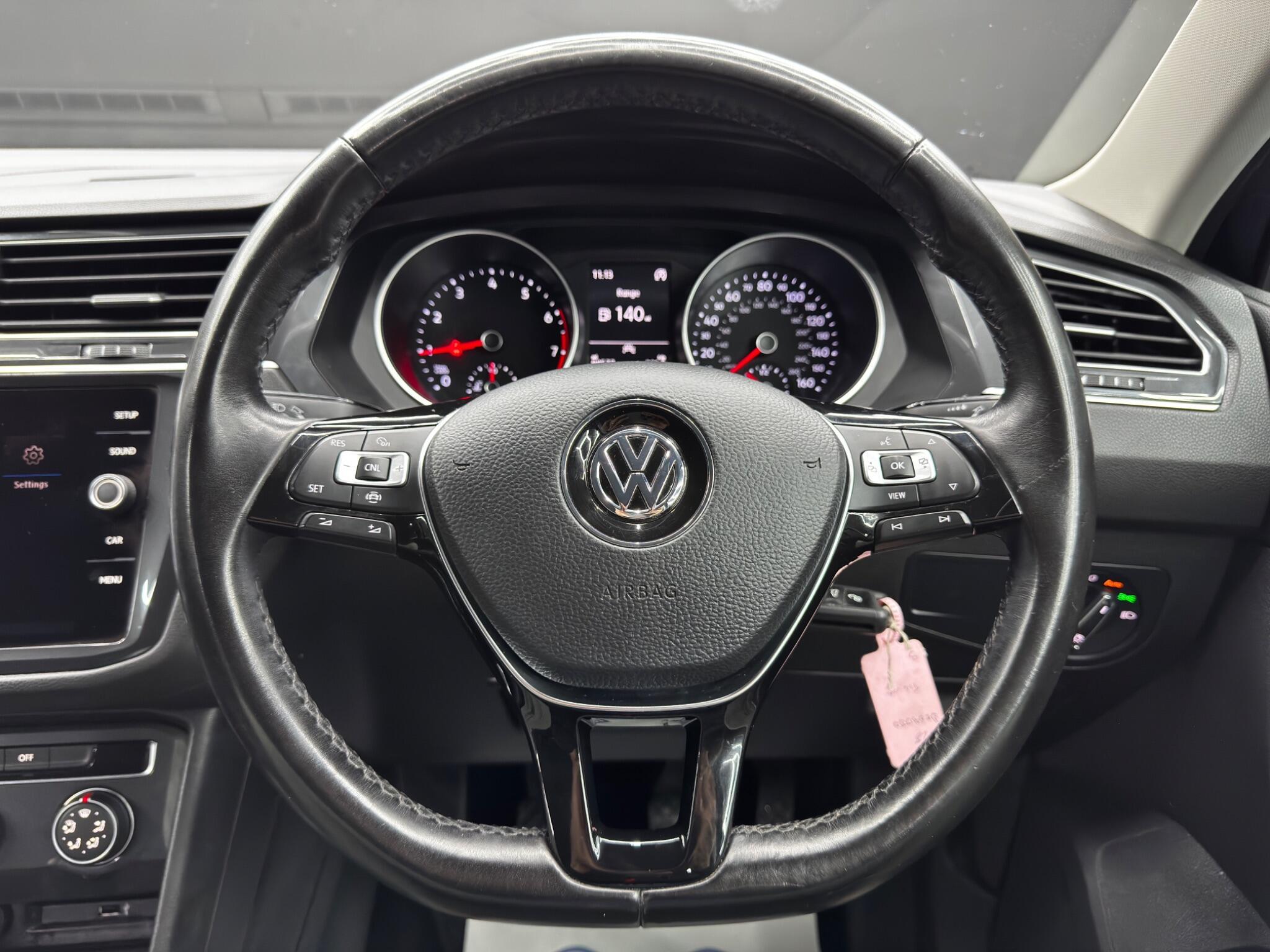 Volkswagen Tiguan - Image 17