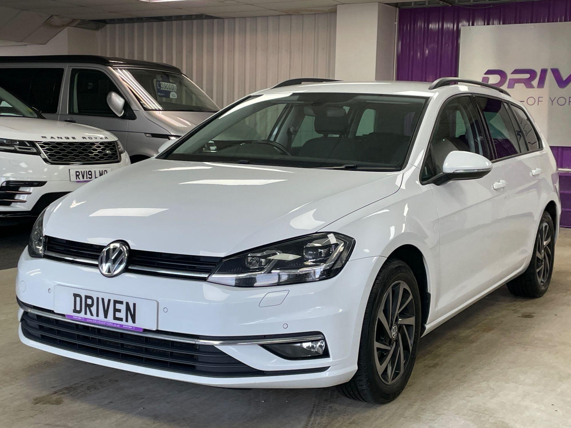 Volkswagen Golf - Image 8
