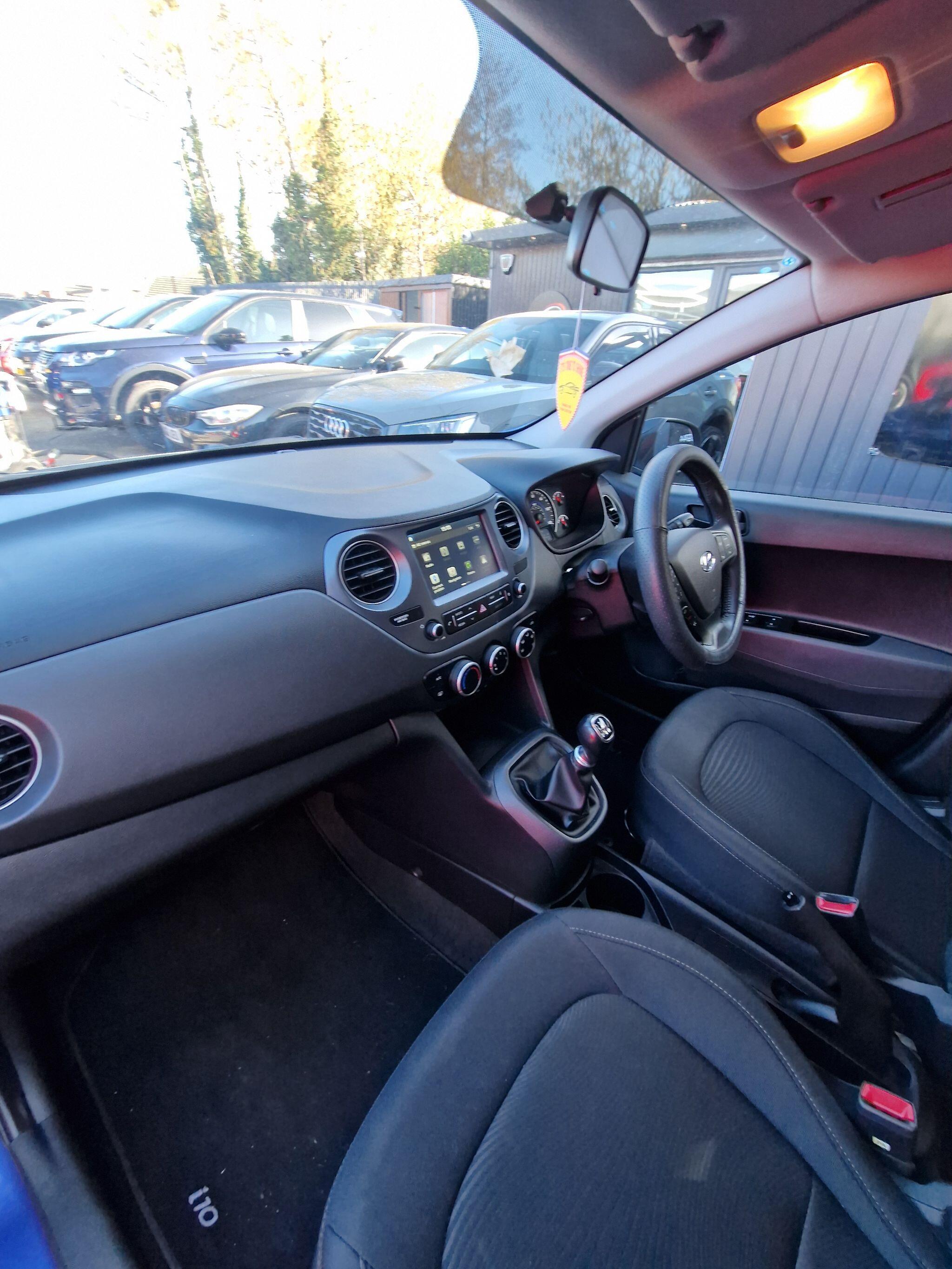 Hyundai i10 - Image 37