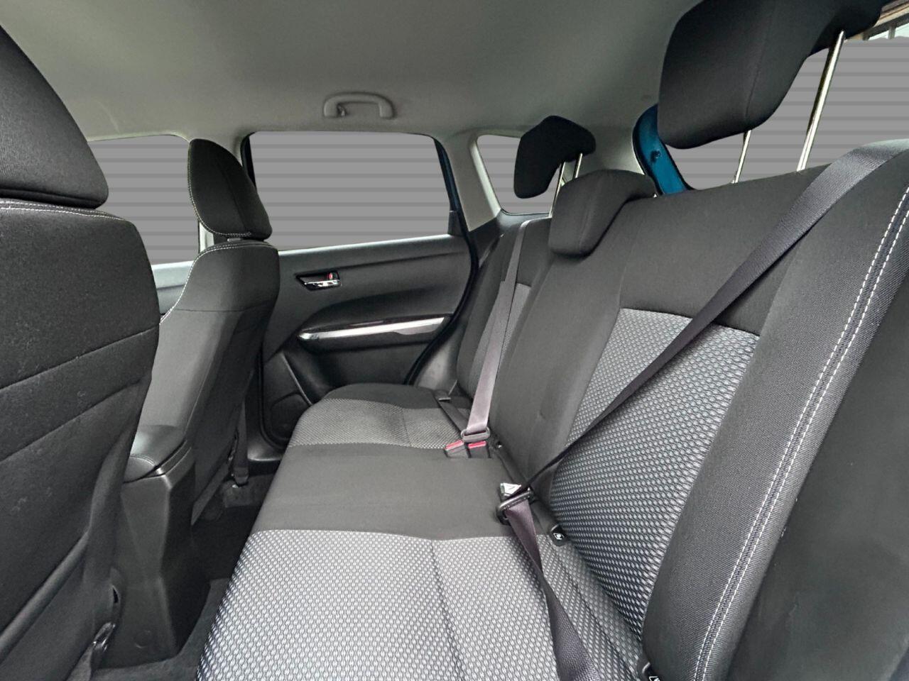 Suzuki Vitara - Image 18