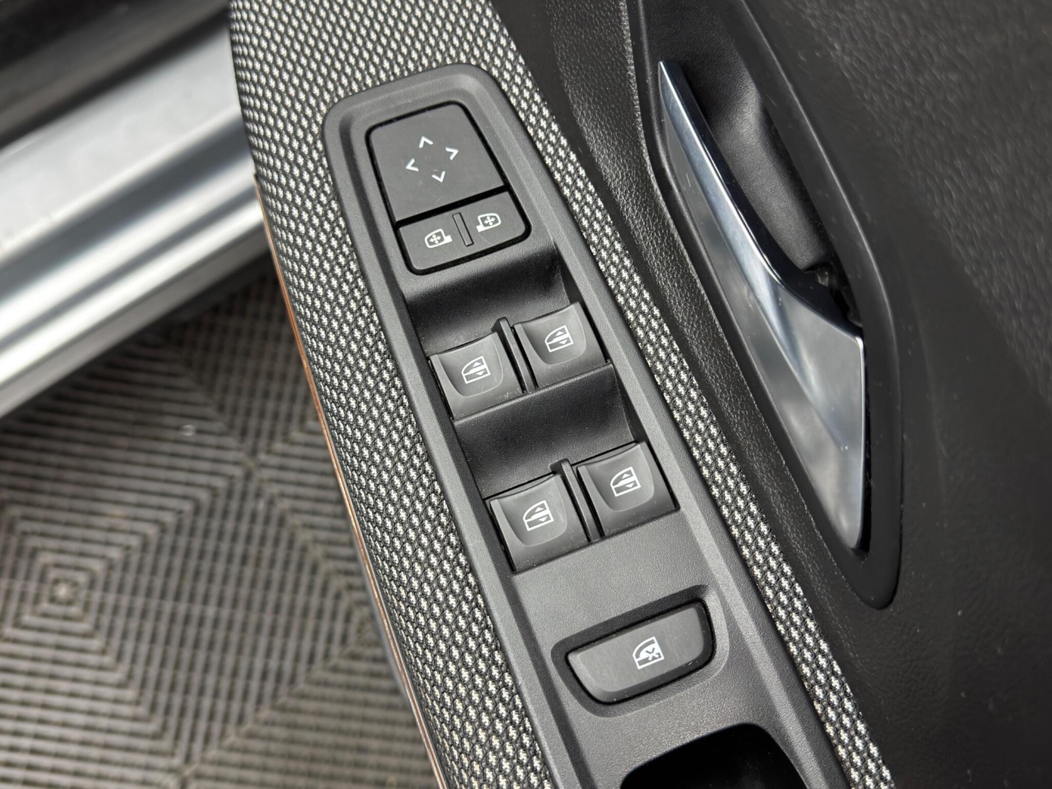 Dacia Sandero Stepway - Image 36